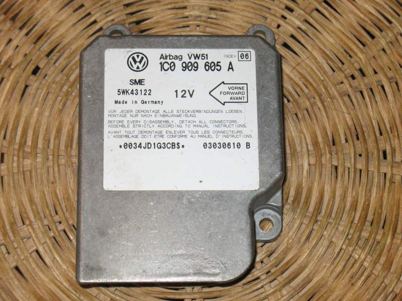 WV TRANSPORTER T5 2006 Audi Airbag centralina 1C0909605A