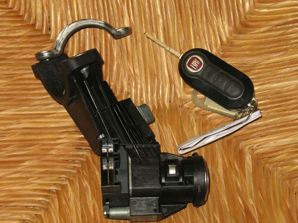 Blocchetto fiat 500l punto evo con chiave 505186290b365