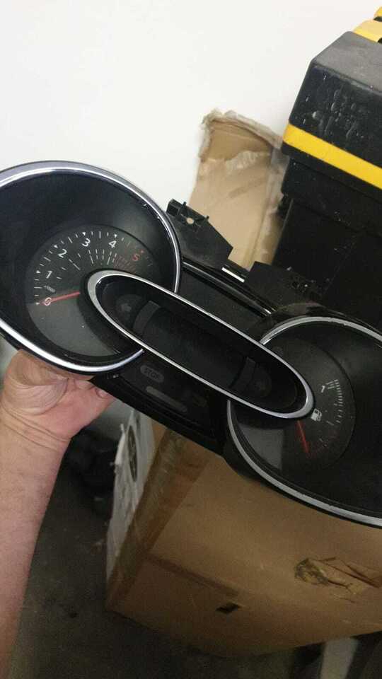 Quadro strumenti ford fiesta mk7 8a6t10849ah