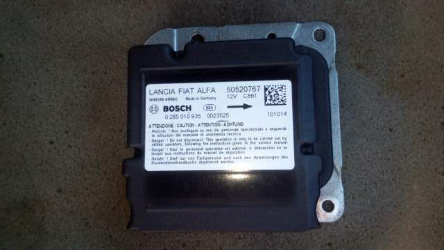 ECU Airbag Lancia Fiat Alfa C861 50520767 Bosch 0285010935