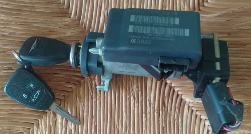 Blocchetto chiave accensione dodge , chrysler 2.0 05026164am
