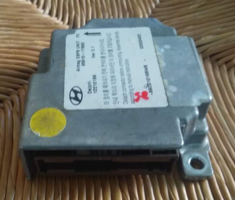 Centralina Airbag Hyundai Matrix DELPHI 12210199 9591017600