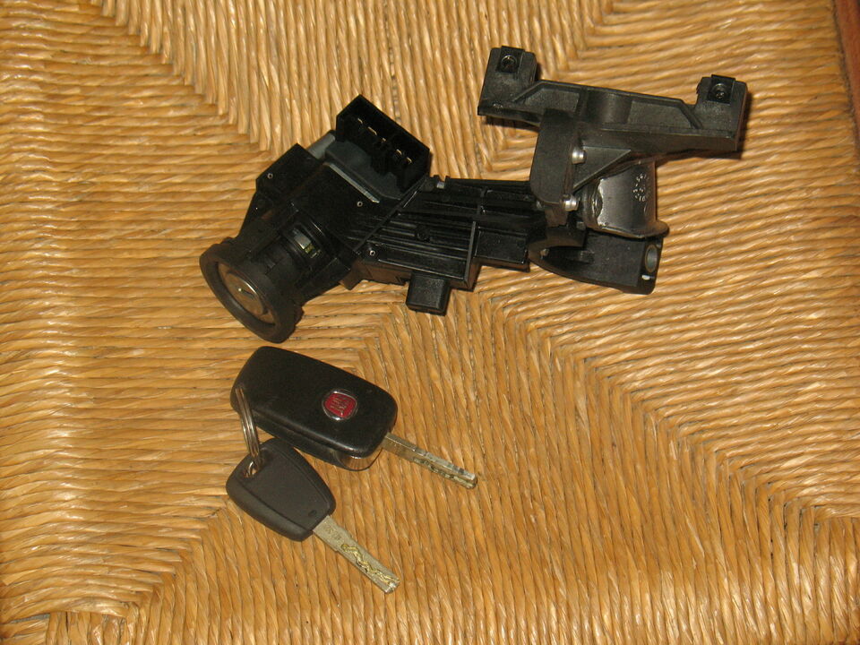 Bloccheto chiave con fiat qubo fiorino 00519291080 519291080