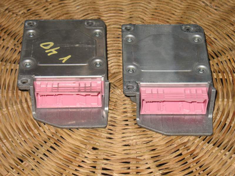 SENSOR 1 AIRBAG VOLVO S40 V40 30613048A 00-04