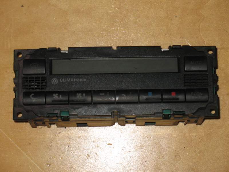 CLIMAtronic 3B1 907 044 D GOLF 4 PASSAT 3B1907044D