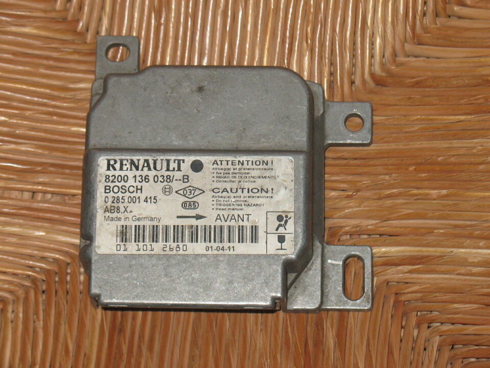 Centralina airbag Renault Clio 2003 BOSCH 0285001415 8200136038