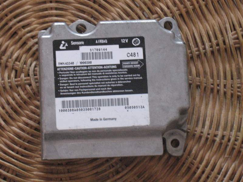 Fiat Stilo 192 BJ05 Airbag SG ECU Centralina 51709144 5WK43346