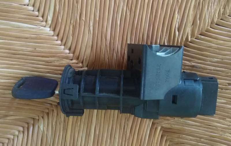 Blocchetto Avviamento con chiave Fiat Punto 2 serie 2001