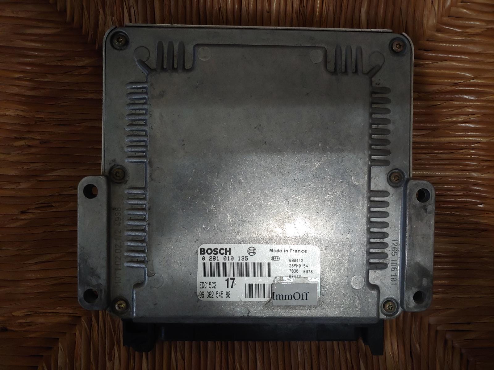 ECU PEUGEOT 806 2.0 HDI BOSCH 0281010135 9636254580 EDC15C2