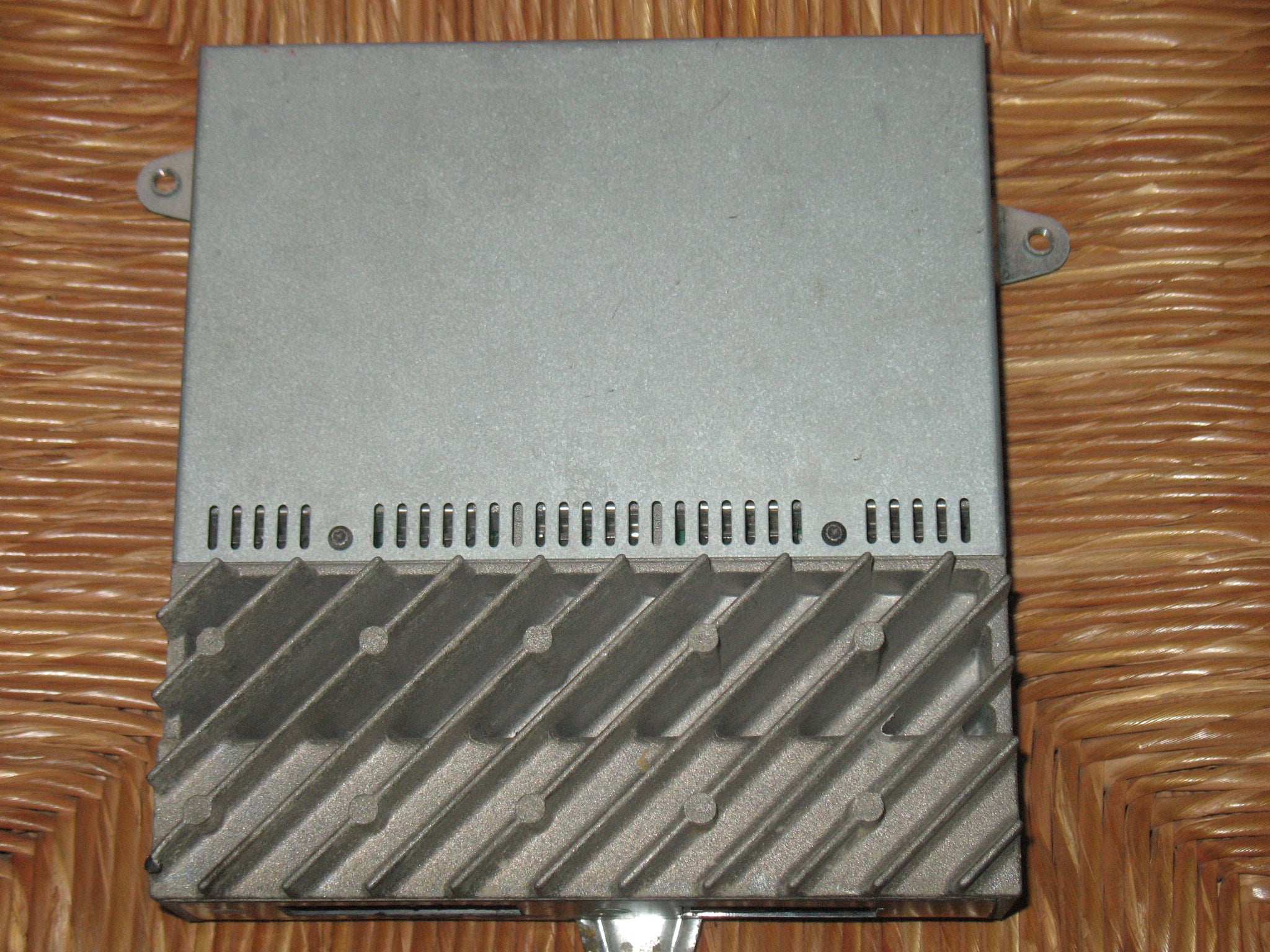 BMW 735I E38 94-98 VFL Amplificatore finale Soundsystem 8361785