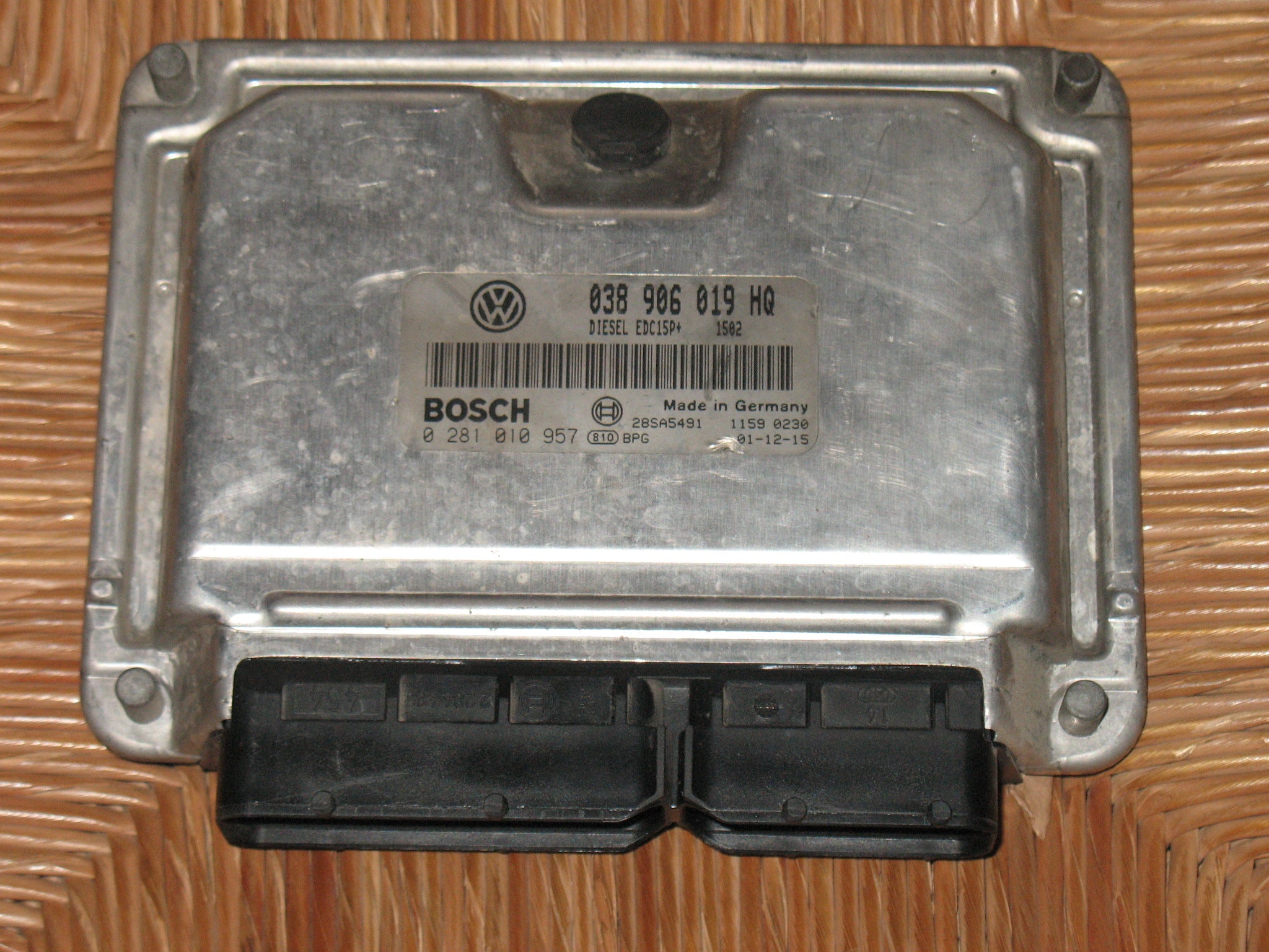 ECU SEAT IBIZA 1.9 TDI ATB 038906019 HQ 0281010957 28SA5669 EDC15P+22.3.2