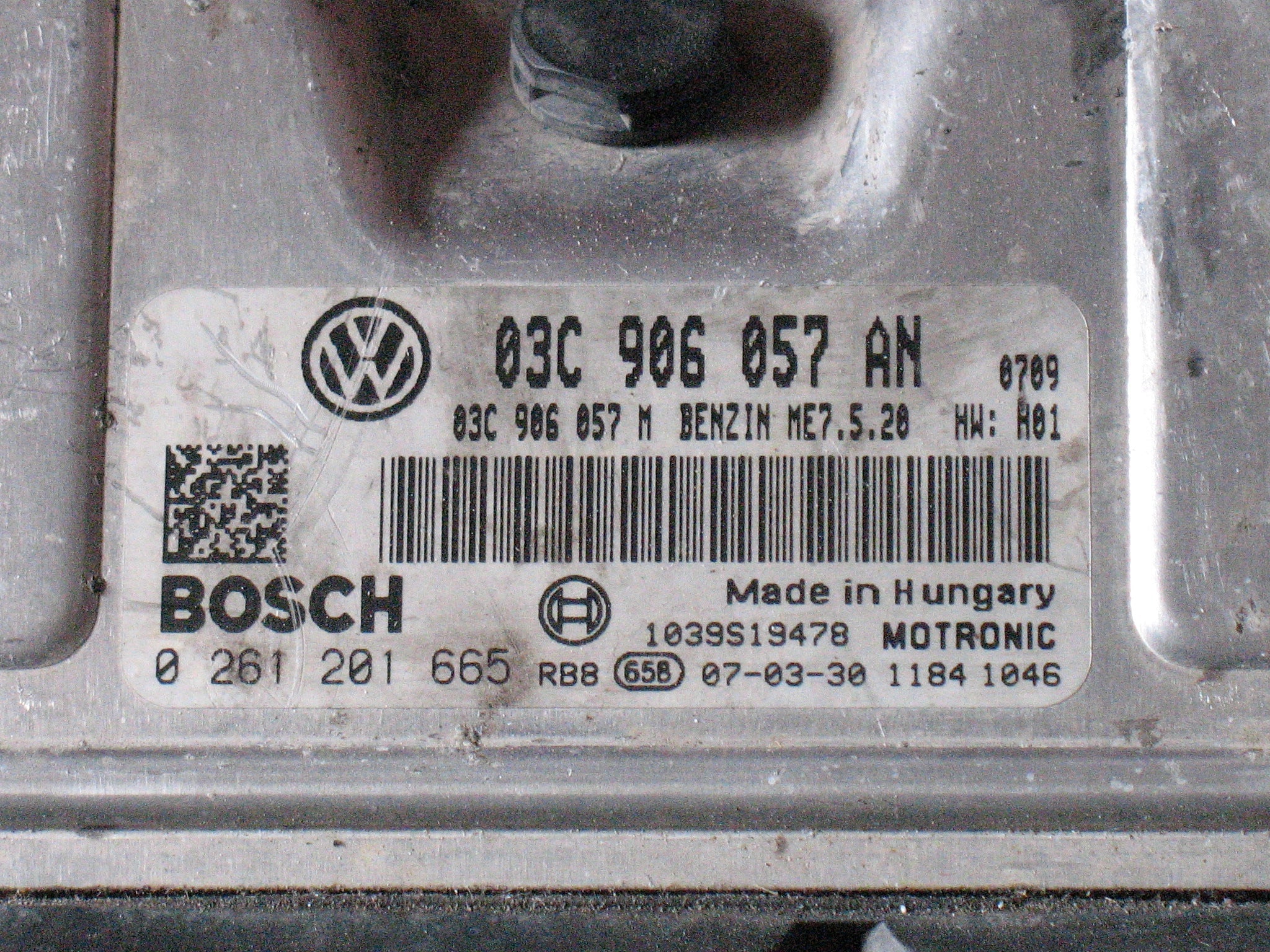 ECU SKODA ROOMSTER 1.6 BOSCH 0261201665 03C906057AN ME7.5.20
