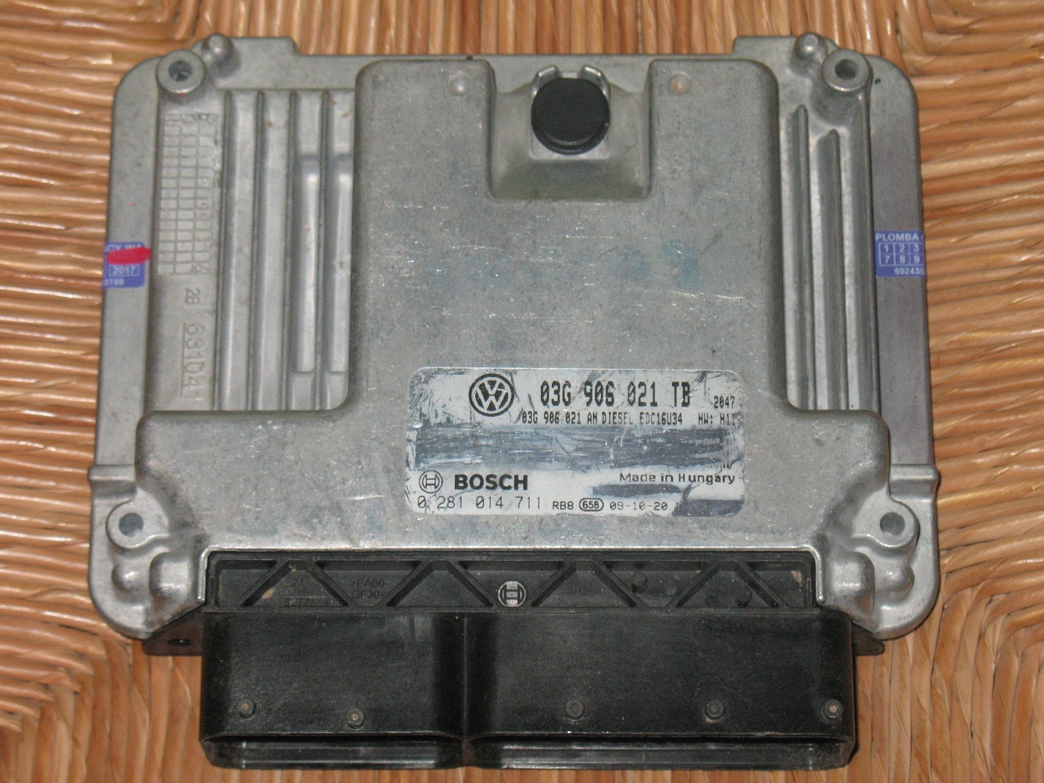 Ecu skoda octavia 1.9 tdi bosch 0281014711 03g906021 tb EDC16U34