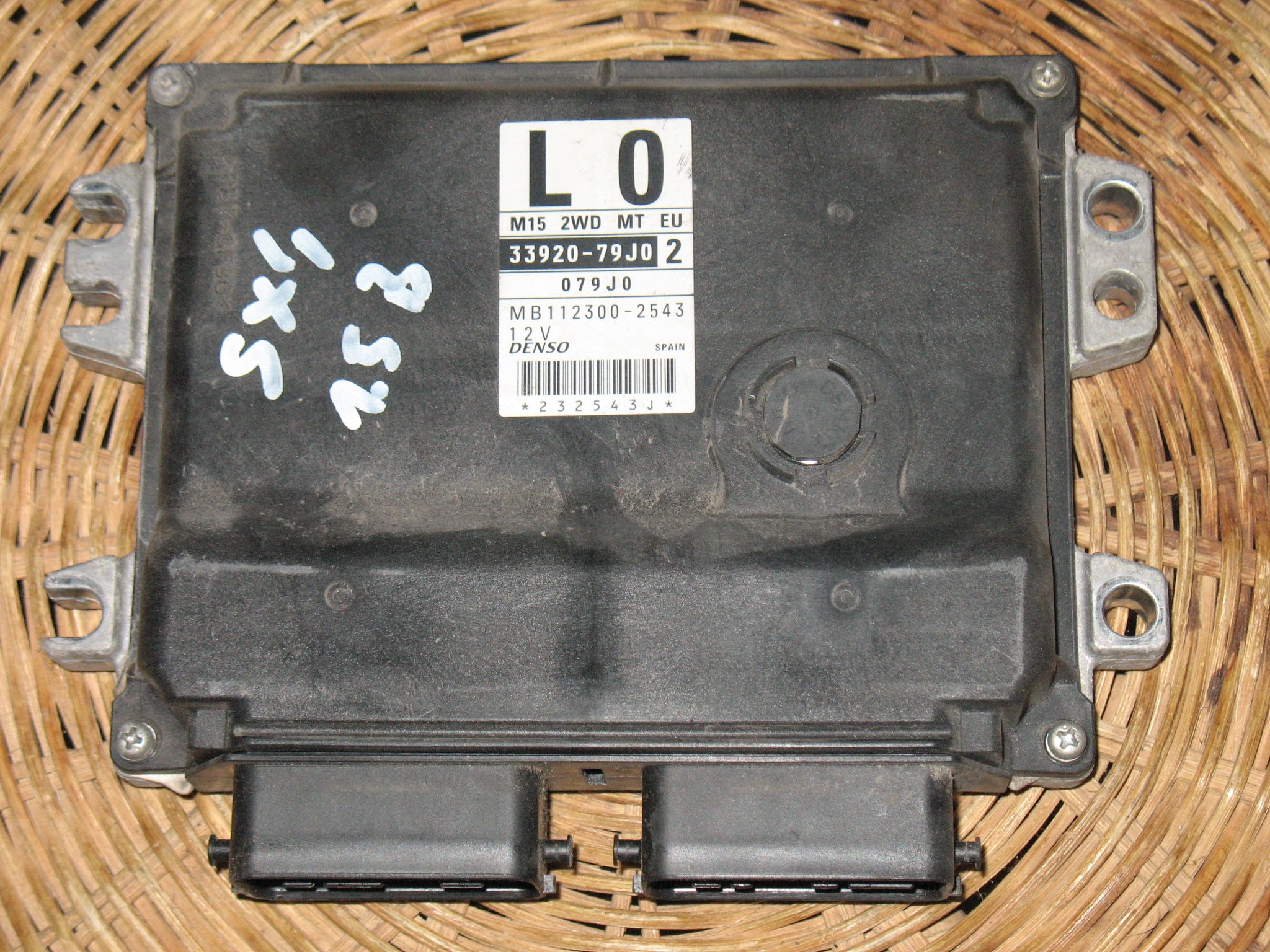 Ecu suzuki sx4 sedici 1.5 denso 3392079j02 33920-79J0 MB112300