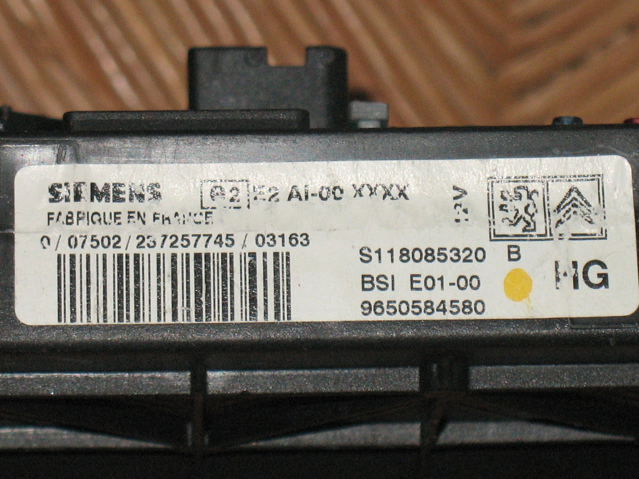 Fusibili Citroen Xsara Picasso BSI E01-00 9649627780 S118085320B 9650584580