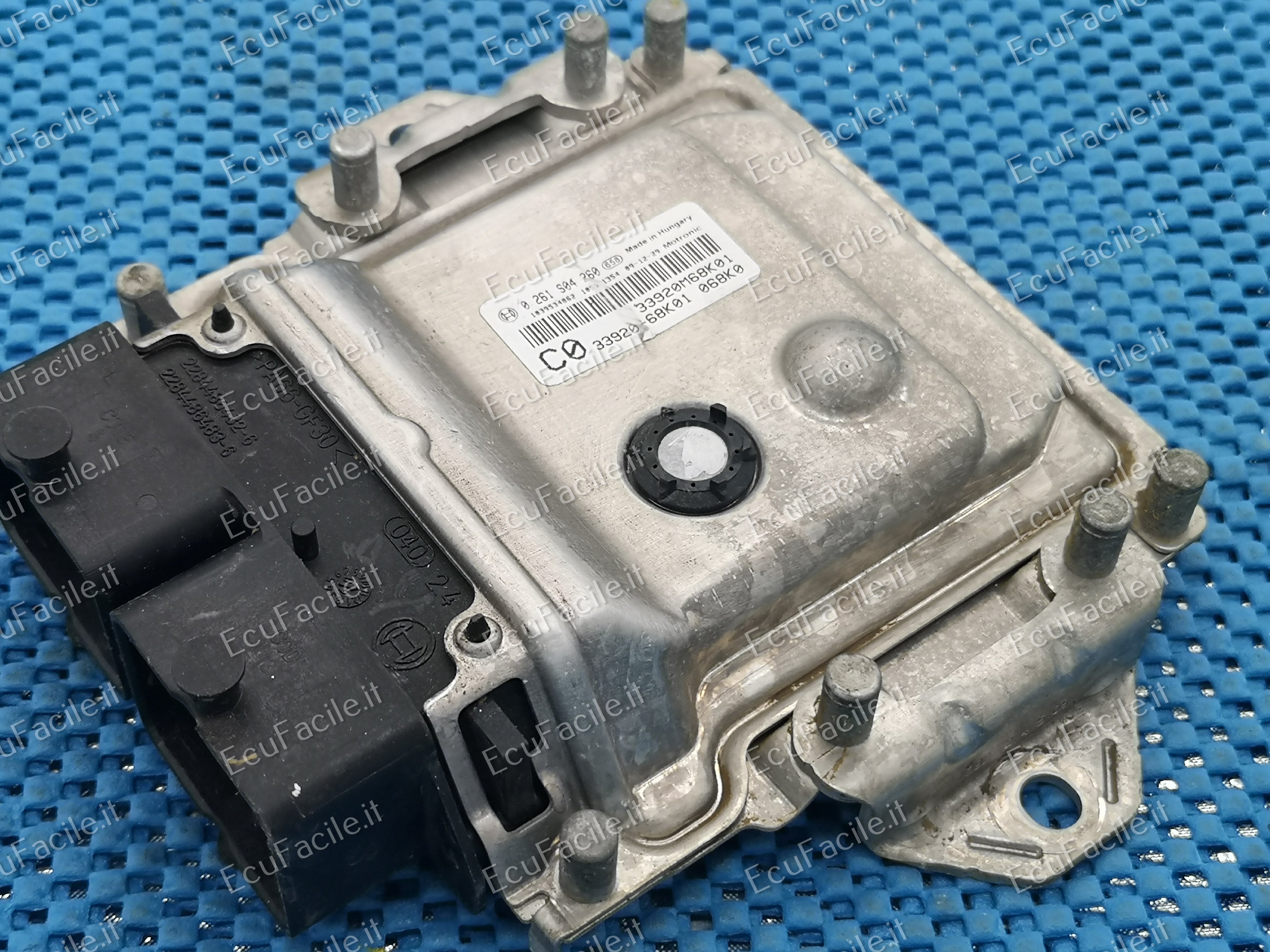 ECU SUZUKI ALTO 1.0 BOSCH 0261S04260 C0 33920-68K01 ME 17.9.5
