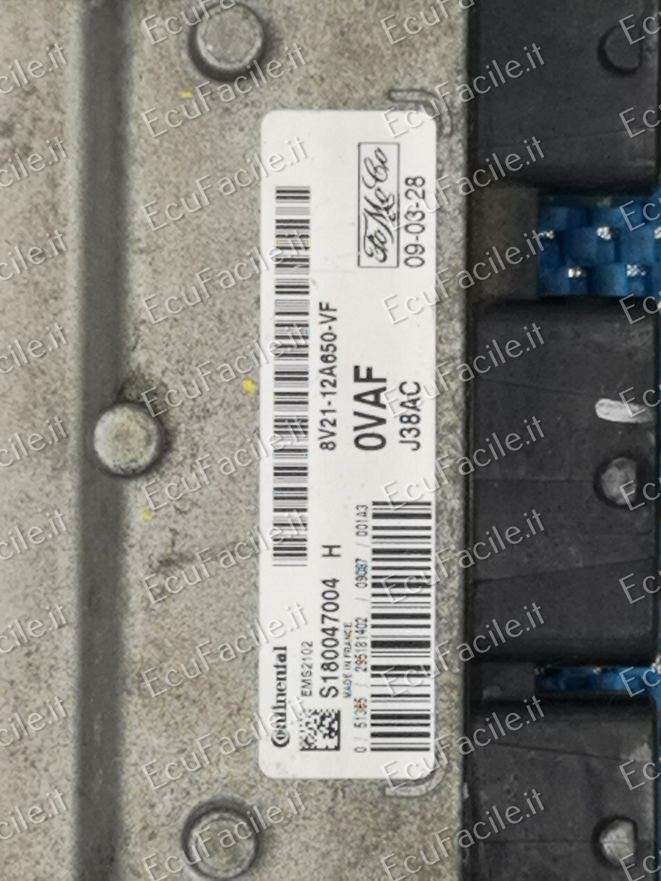 ECU FORD FIESTA 1.4 S180047004F 8V2112A650VE EMS2102 0VAE