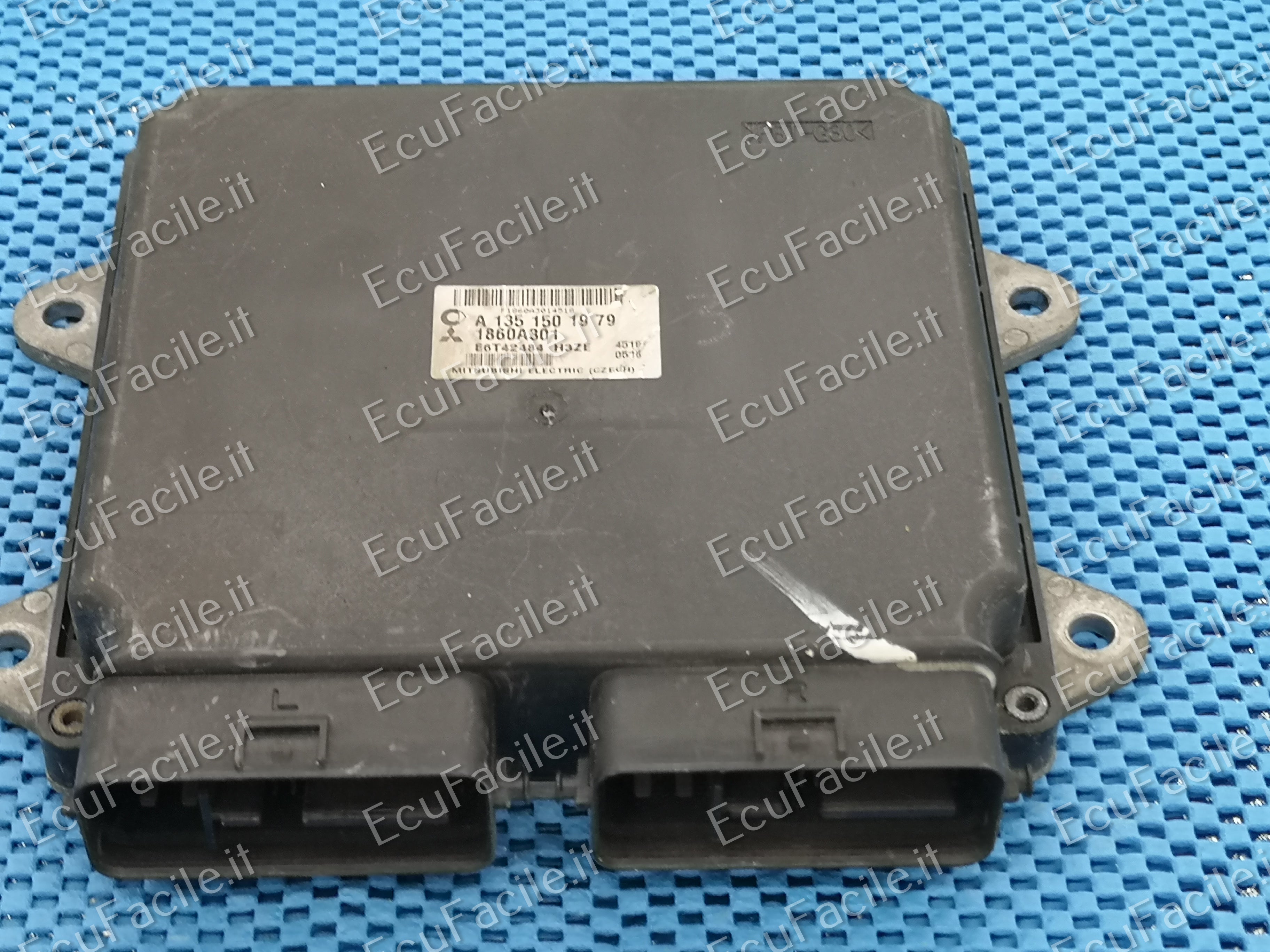 ECU CENTRALINA SMART 1.3 A1351501979 1860A301 E6T42484 H3ZE