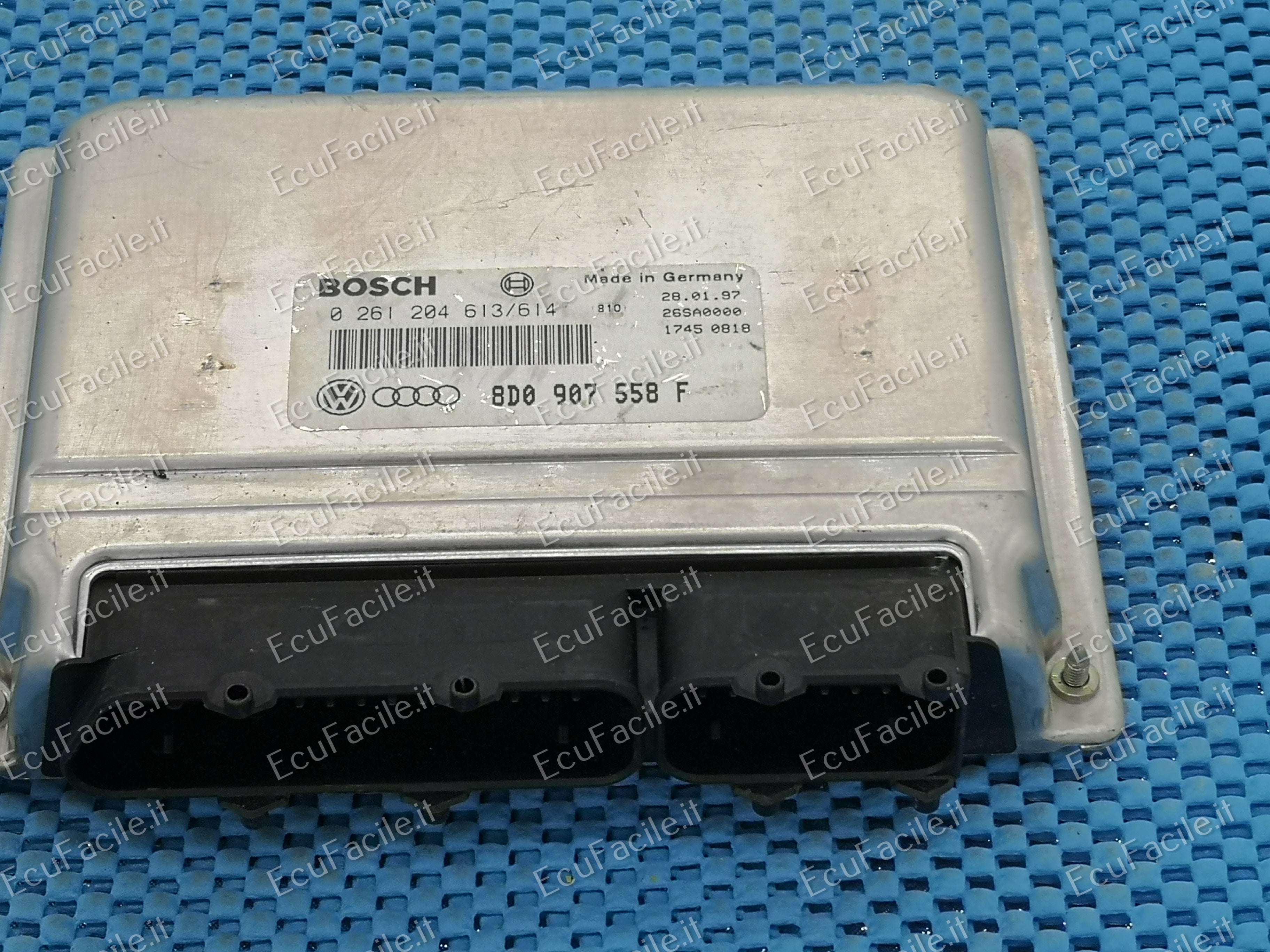 ECU VW PASSAT1.8 0261204613 /614 M3.8.2 8D0907558F