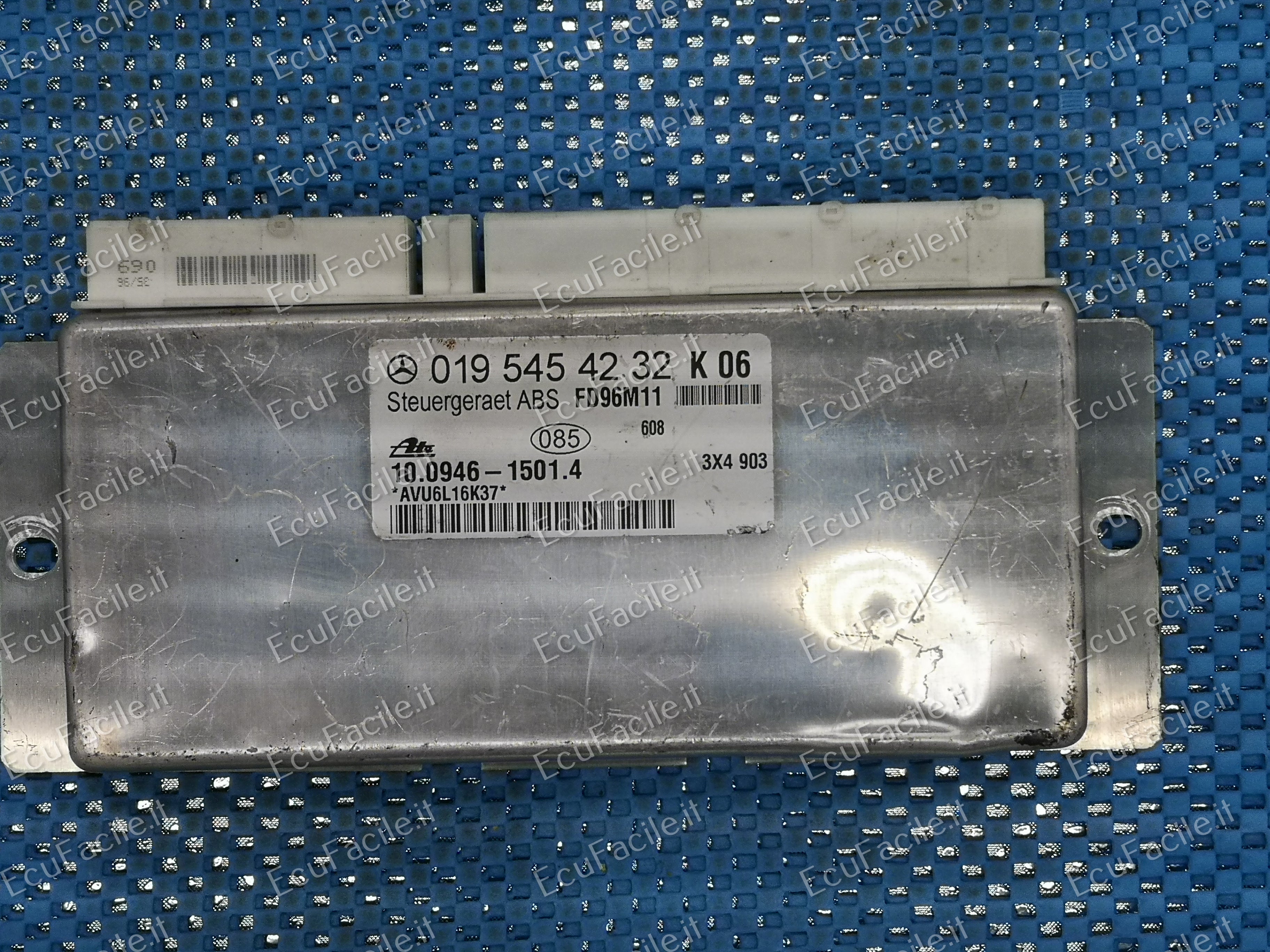 ECU MERCEDES 0195454232K07 10.0946 - 1501.4 FD97M03