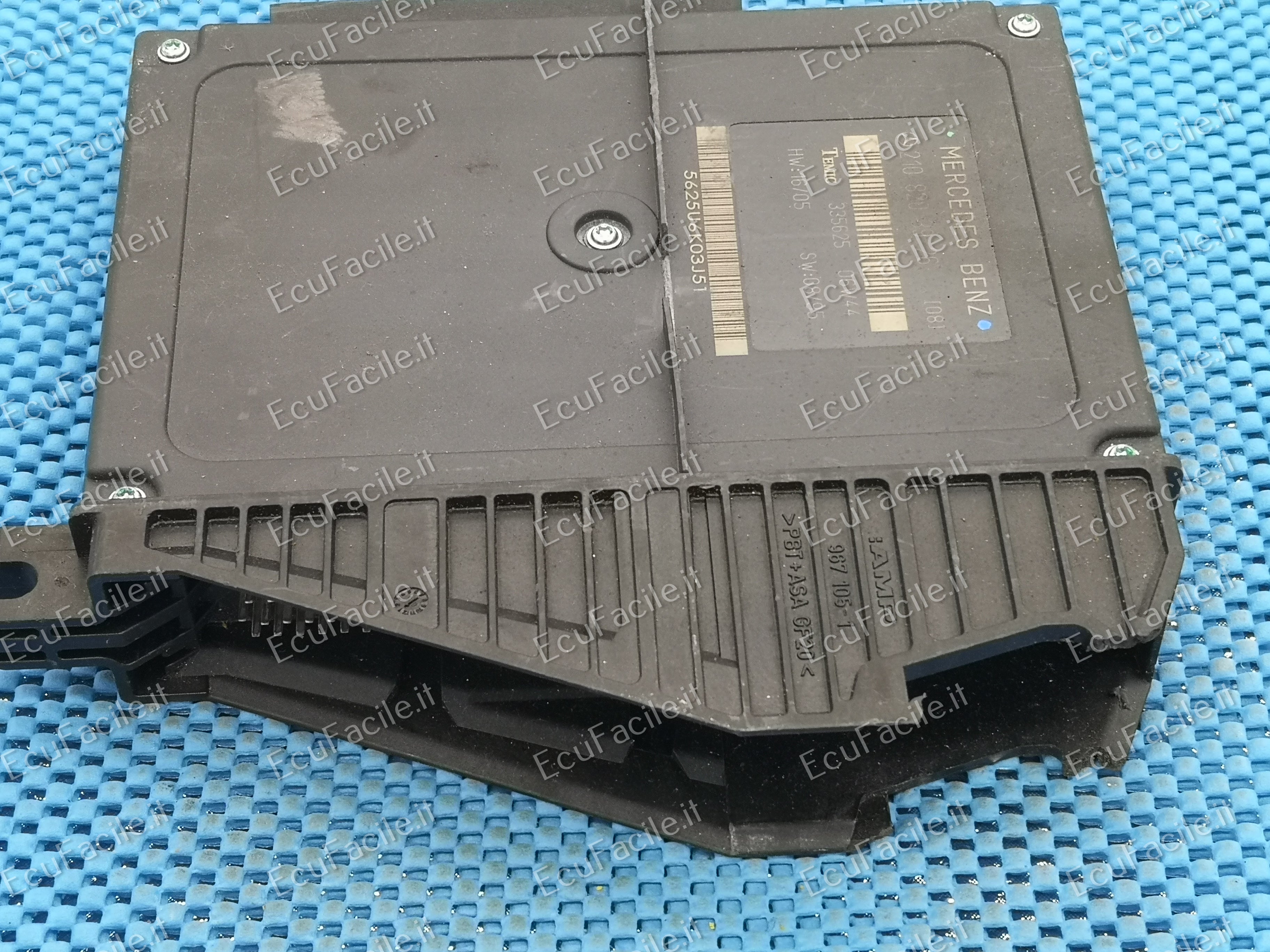 ECU Mercedes w210 e-class comfort modulo 2108203926 temic 335625