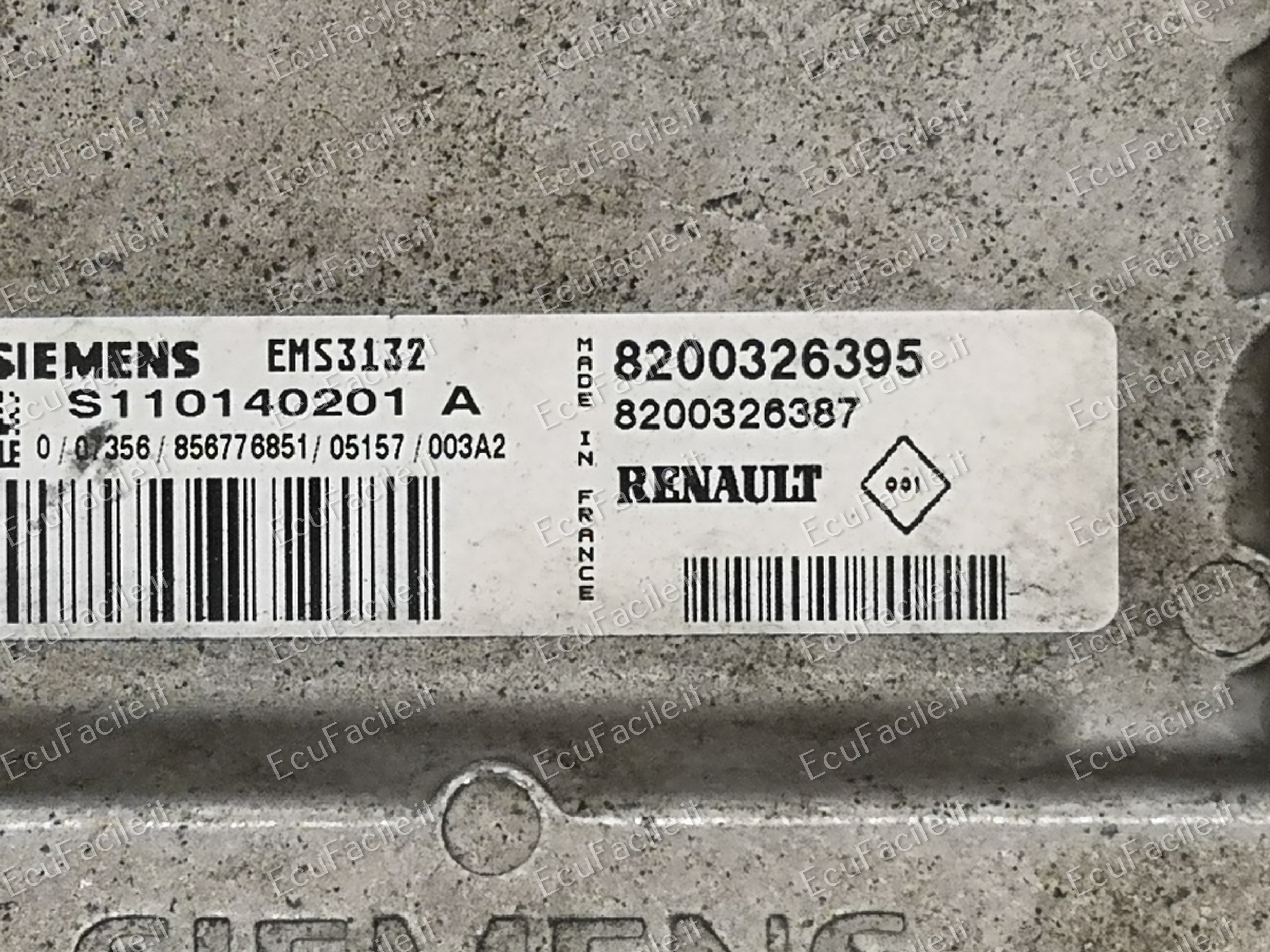 ECU SIEMENS CLIO KANGOO 1.2 S110140201 A 2003 D7FG7 8200326395