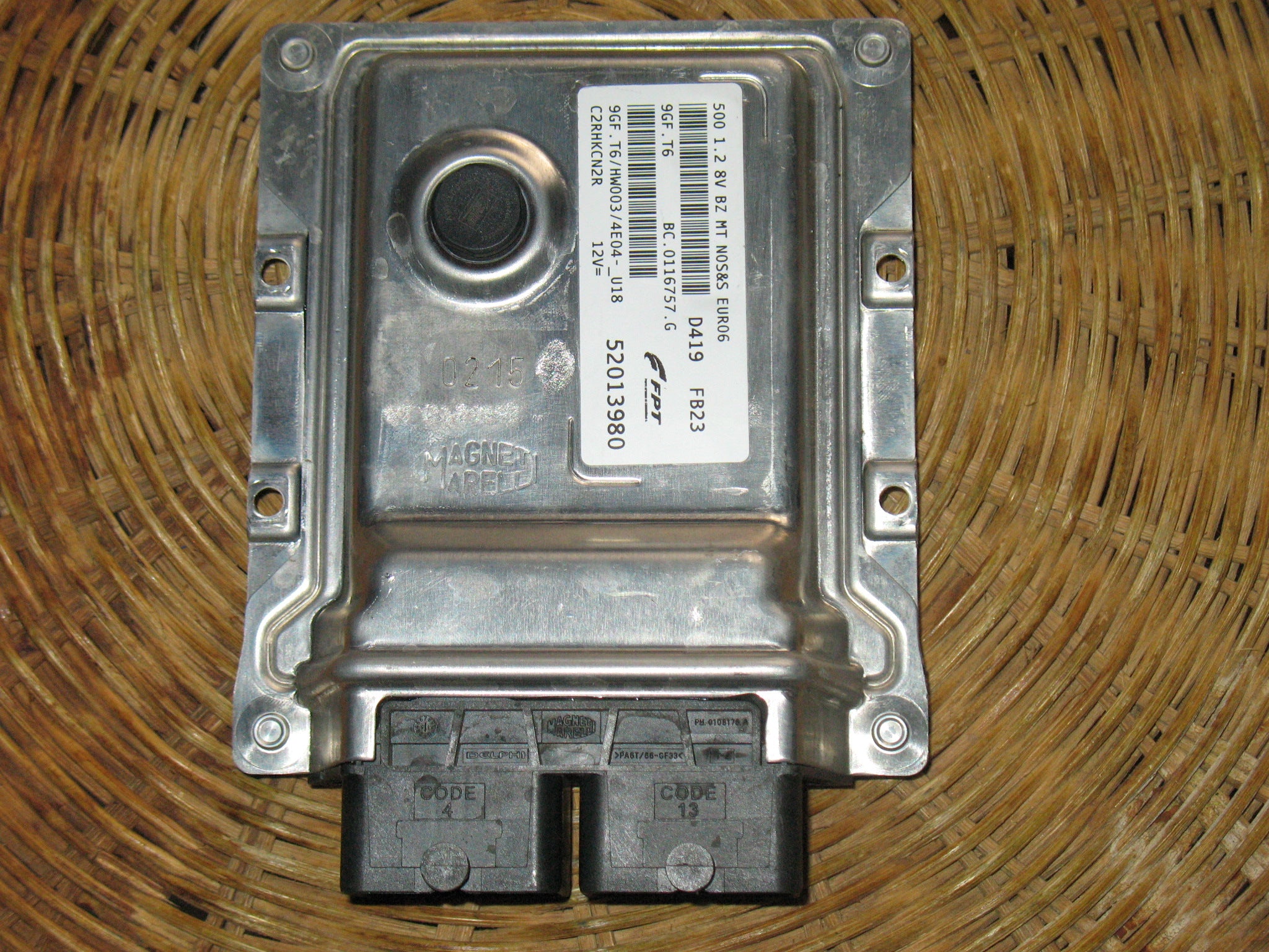 Fiat 500 1.2 8v BZ 52045260 FPT 9GF.T6 / HW003 4E04 BC.0116757.G