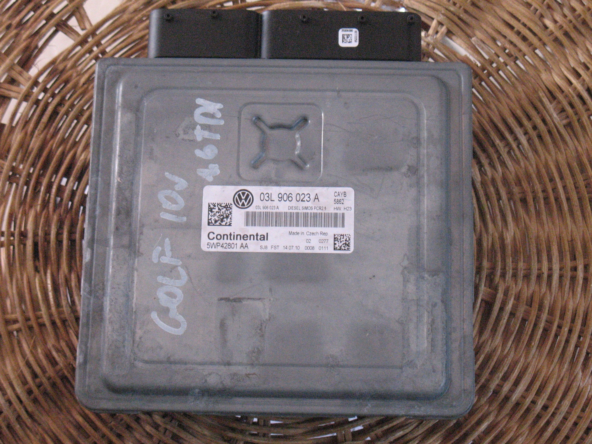 ECU VW Golf 1.6 Tdi 03G906023A SIEMENS 5WP42801AA PCR2.1