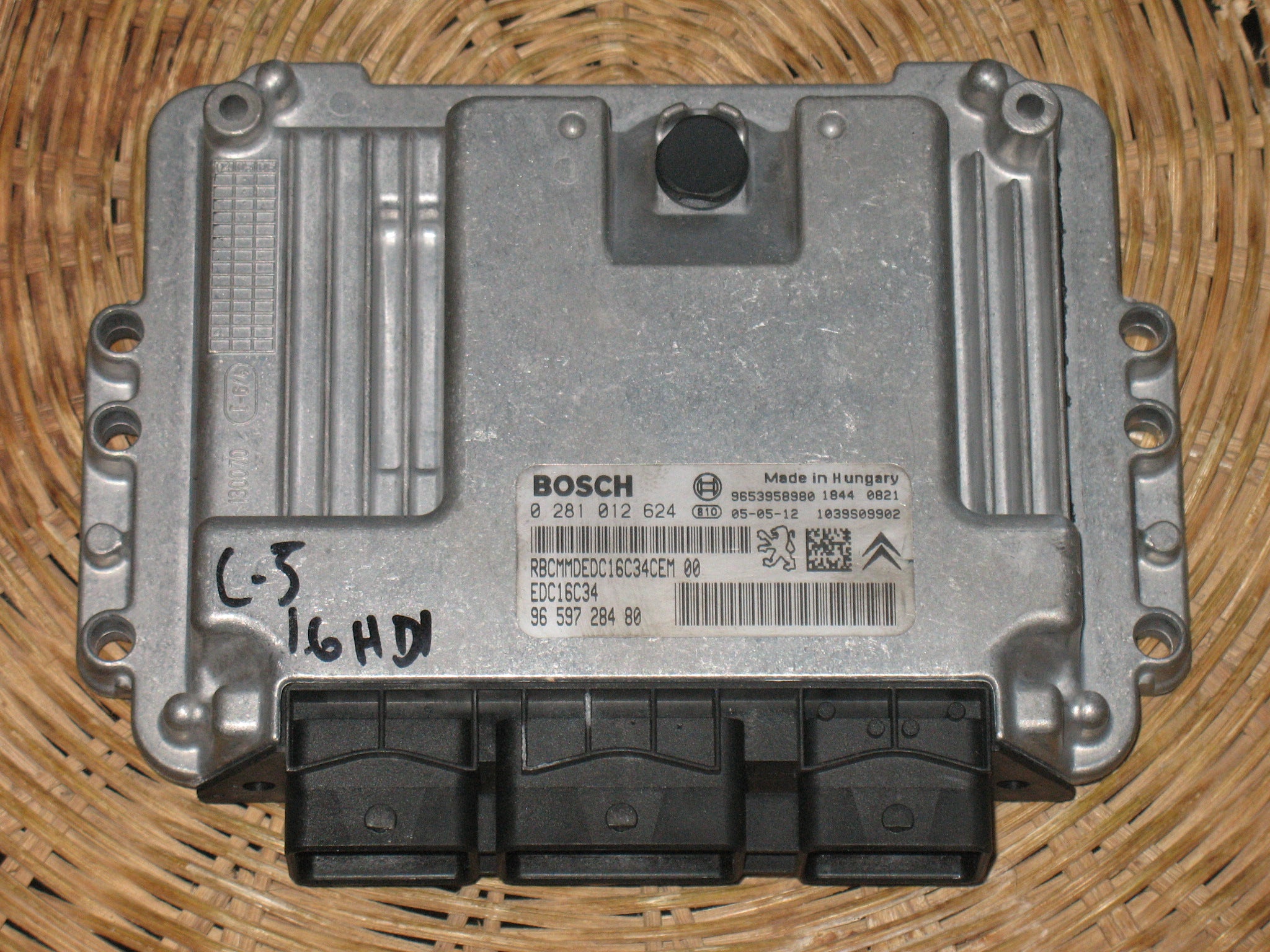 Citroen Peugeot BOSCH EDC 16C34-4.11 ECU 1.4 1.6HDI 0281012624