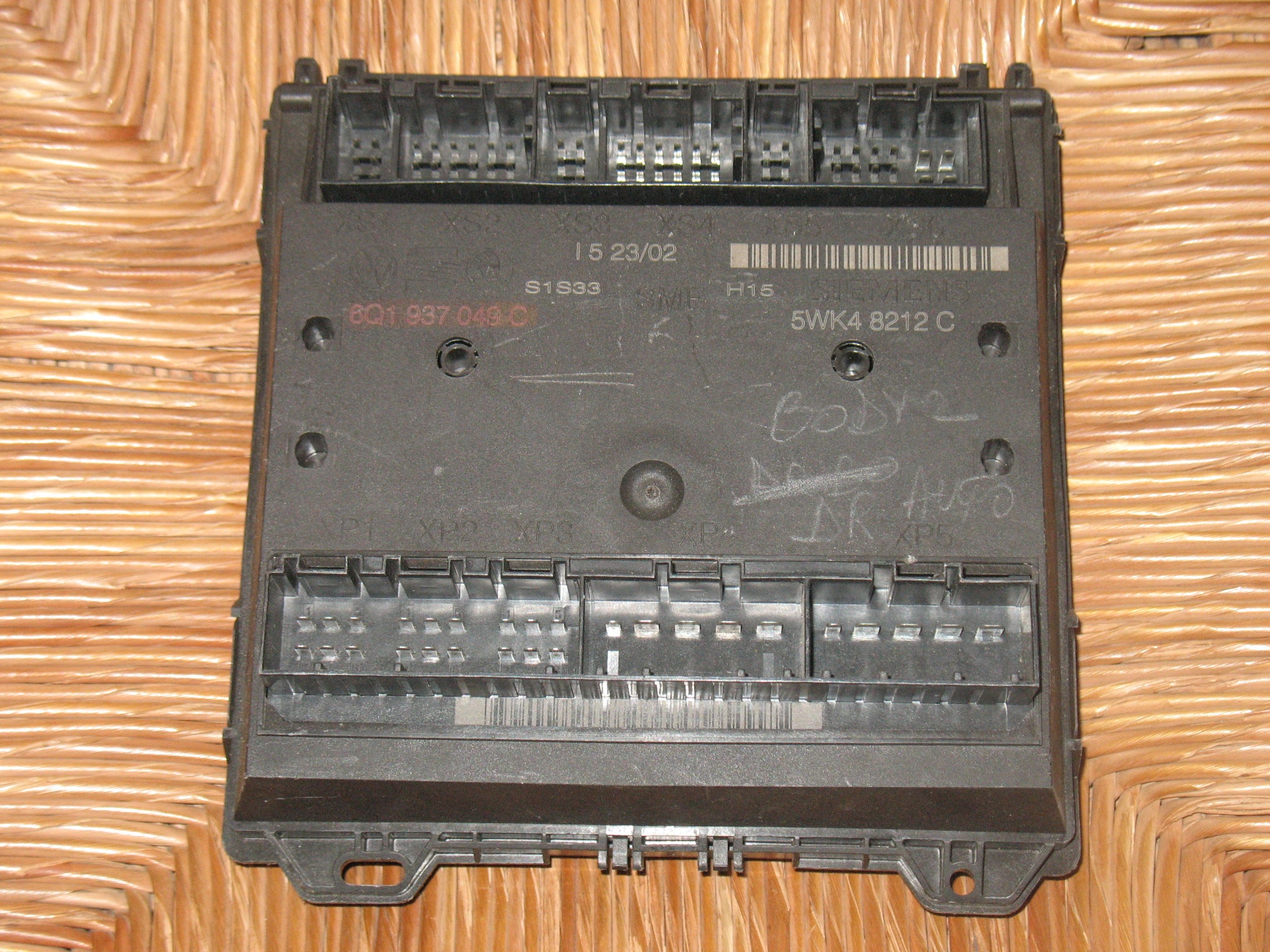 6Q1937049C Siemens 5WK48212C VW Polo 9N 1,2 L 40 KW Bj. 01-05
