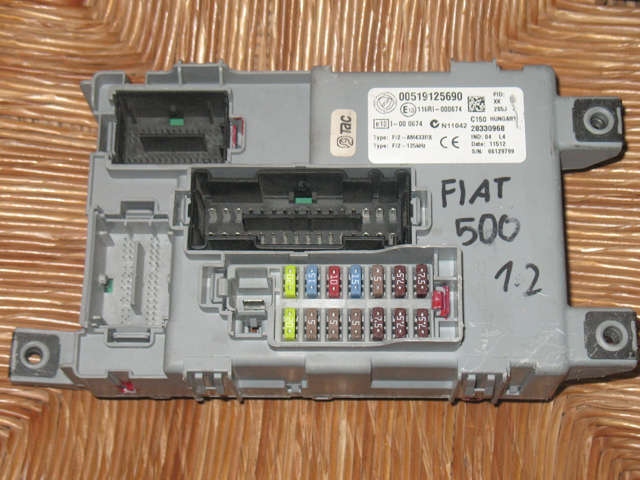 BODY Fiat 500 51847332 00519125690 519125690 51800628 DELPHI 28330968