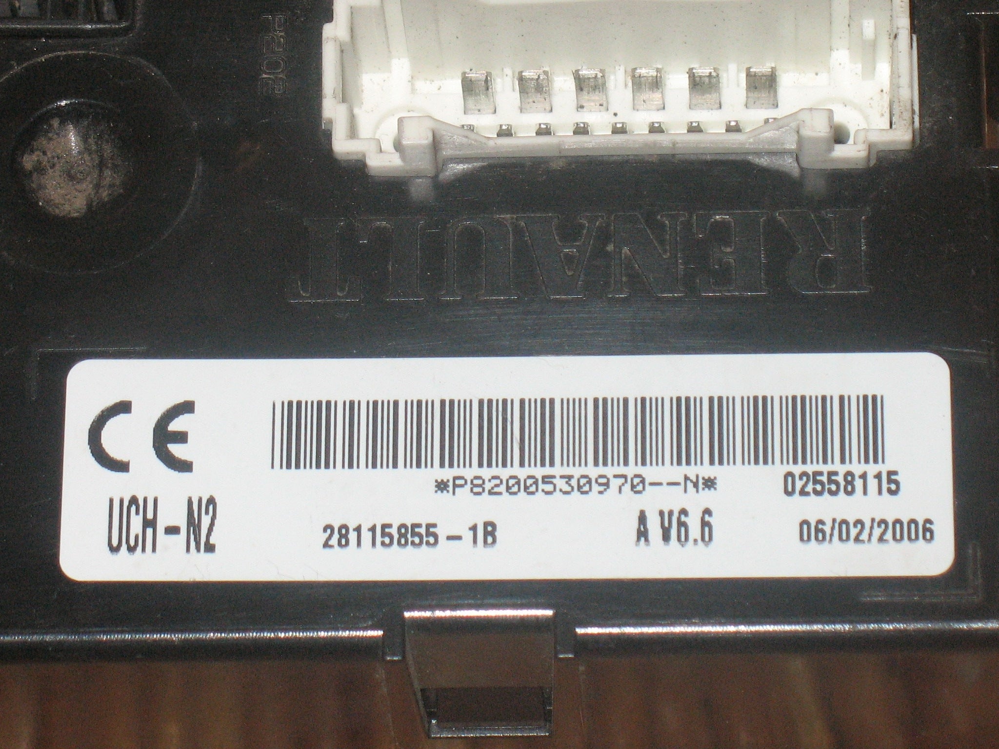 ECU RENAULT SAGEM UCH-N2 28115855-1B RENAULT KANGOO I P8200530970--N V6.6.