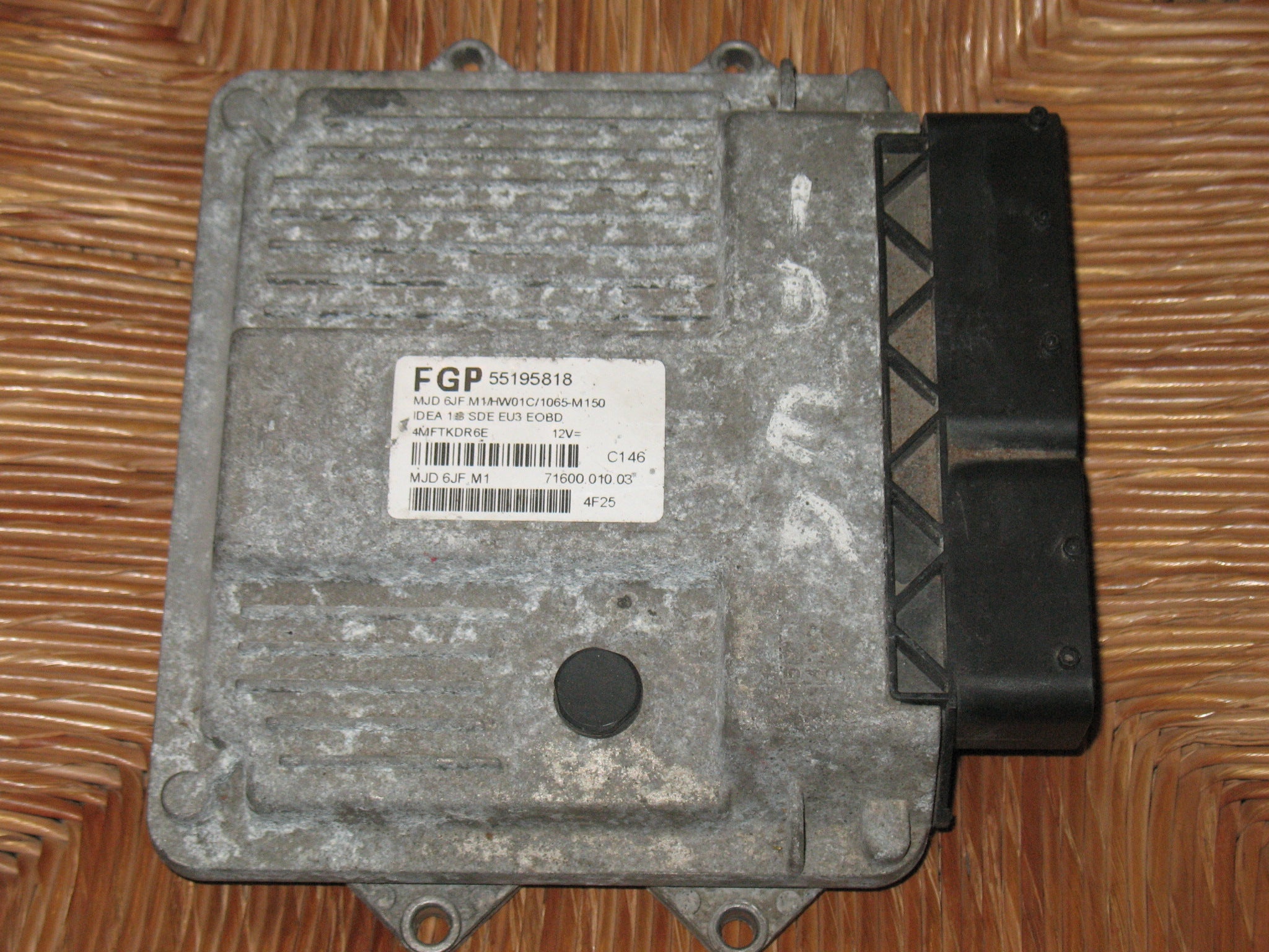 Centralina motore fiat idea 1.3 sde 55195818 mjd 6jfm.1