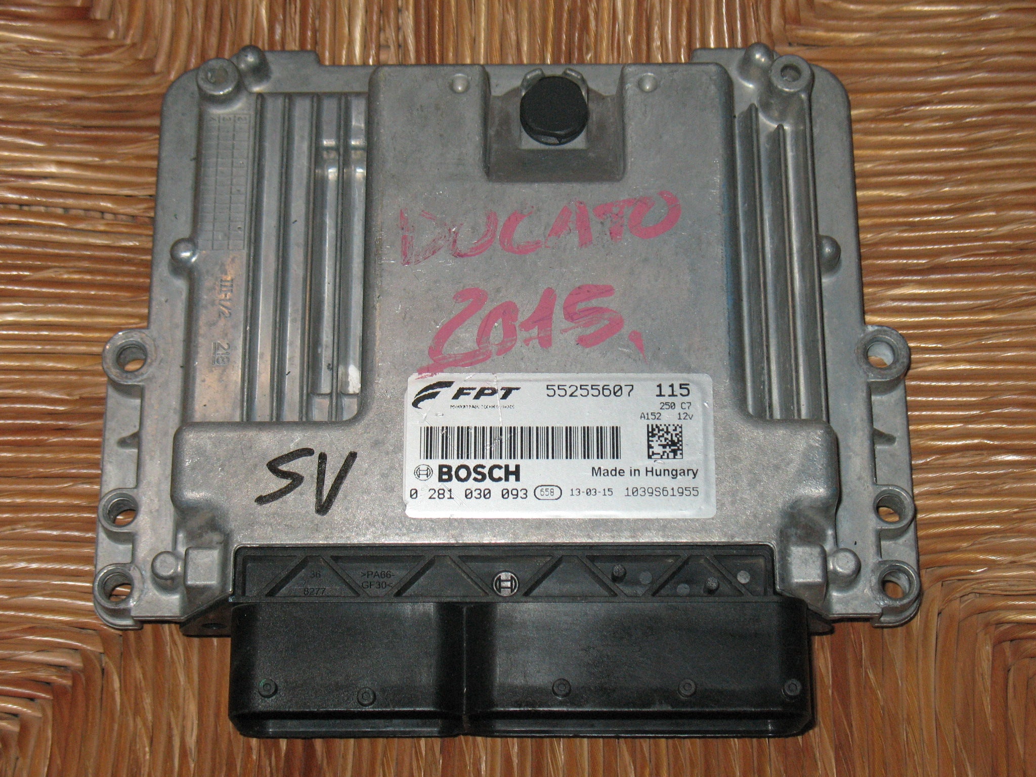 CENTRALINA MOTORE FIAT DUCATO BOSCH 0 281 030 093 0281030093 55255607 EDC17C49-3.5