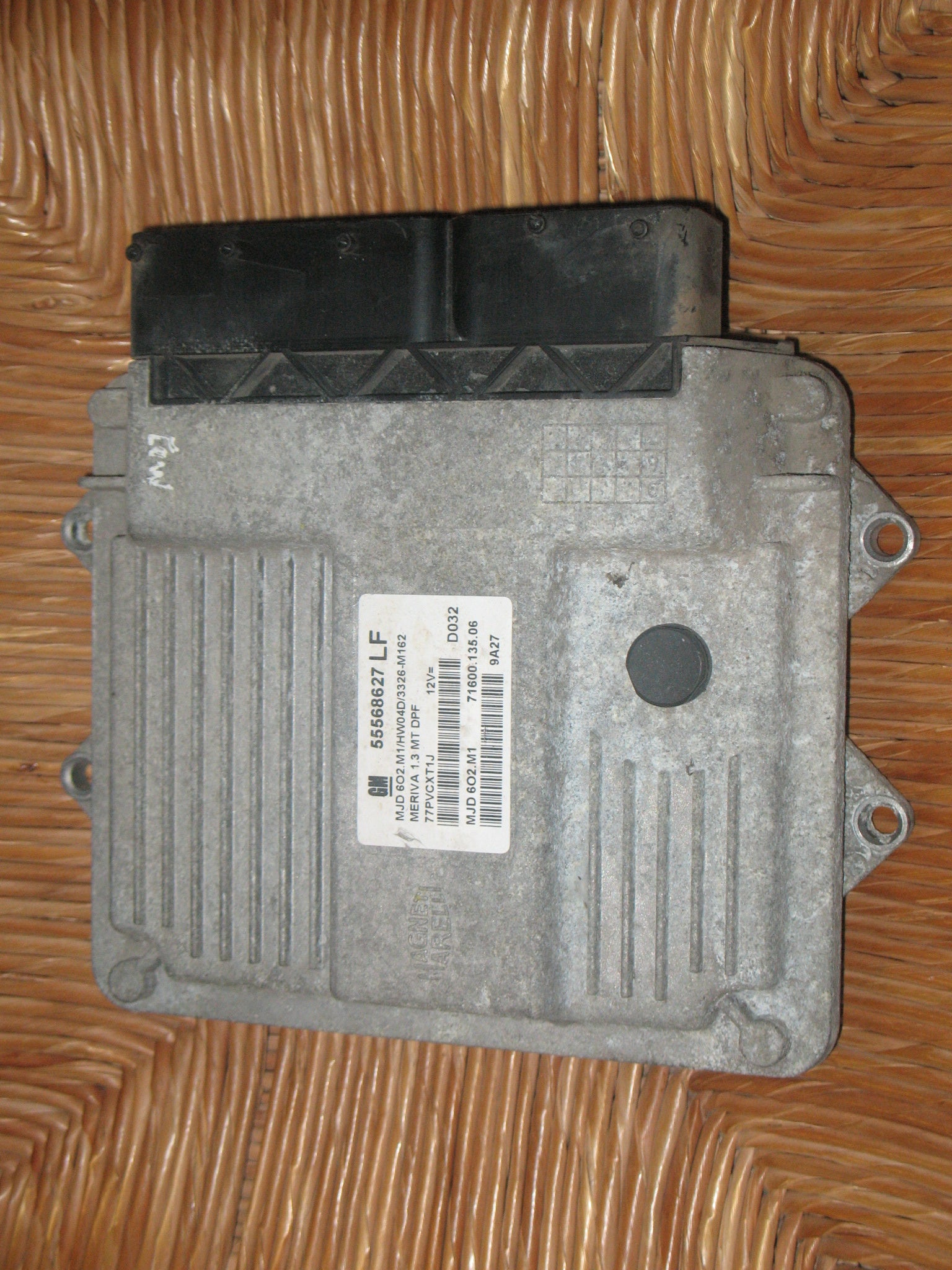 CENTRALINA MOTORE OPEL MERIVA 1.3 CDTI 55568627 LF MJD 6O2.M1 MJD6O2M1 MJD602M1