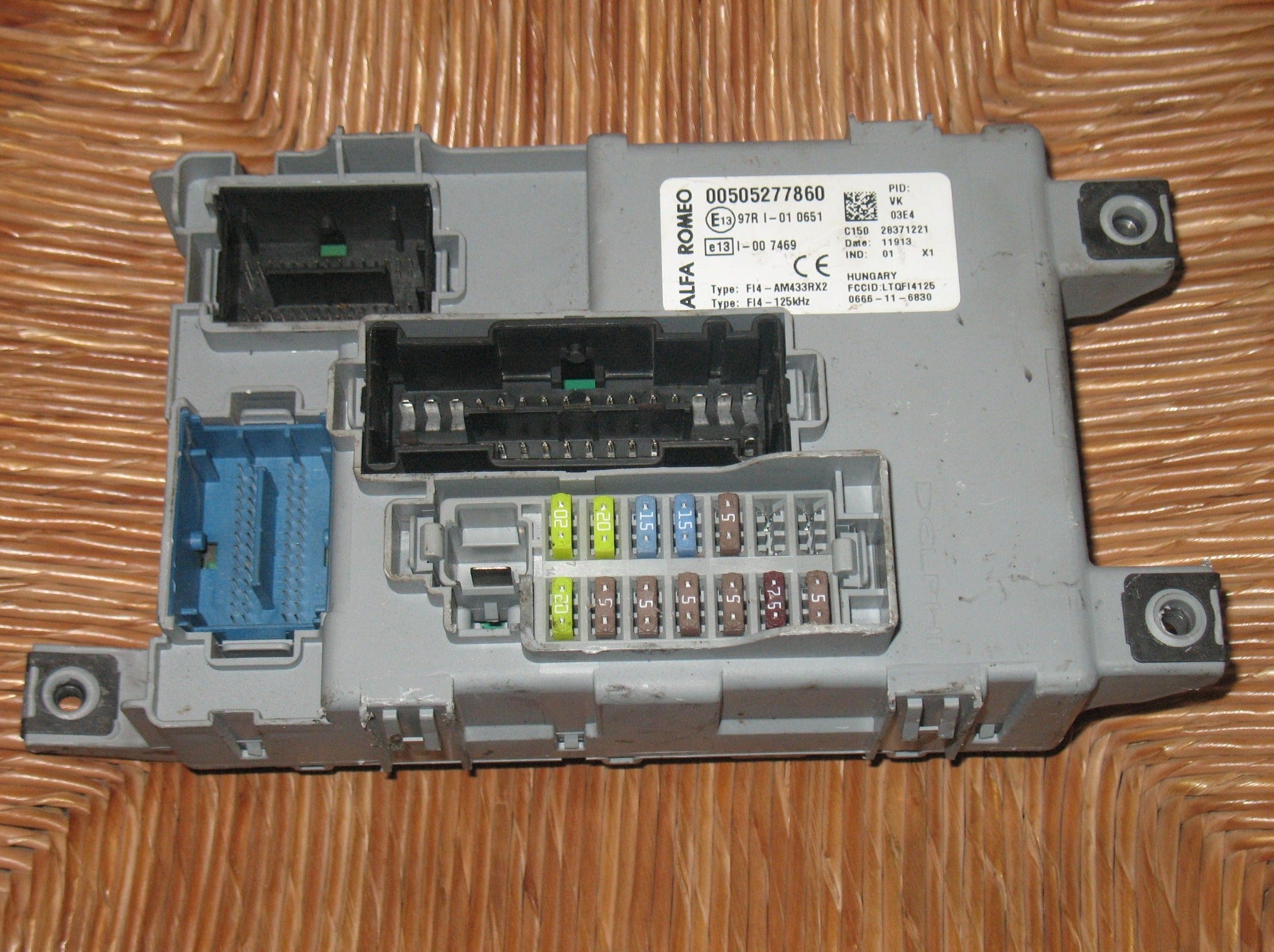 CENTRALINA BODY Computer Alfa Romeo Giulietta 00505277860 505277860 28371221