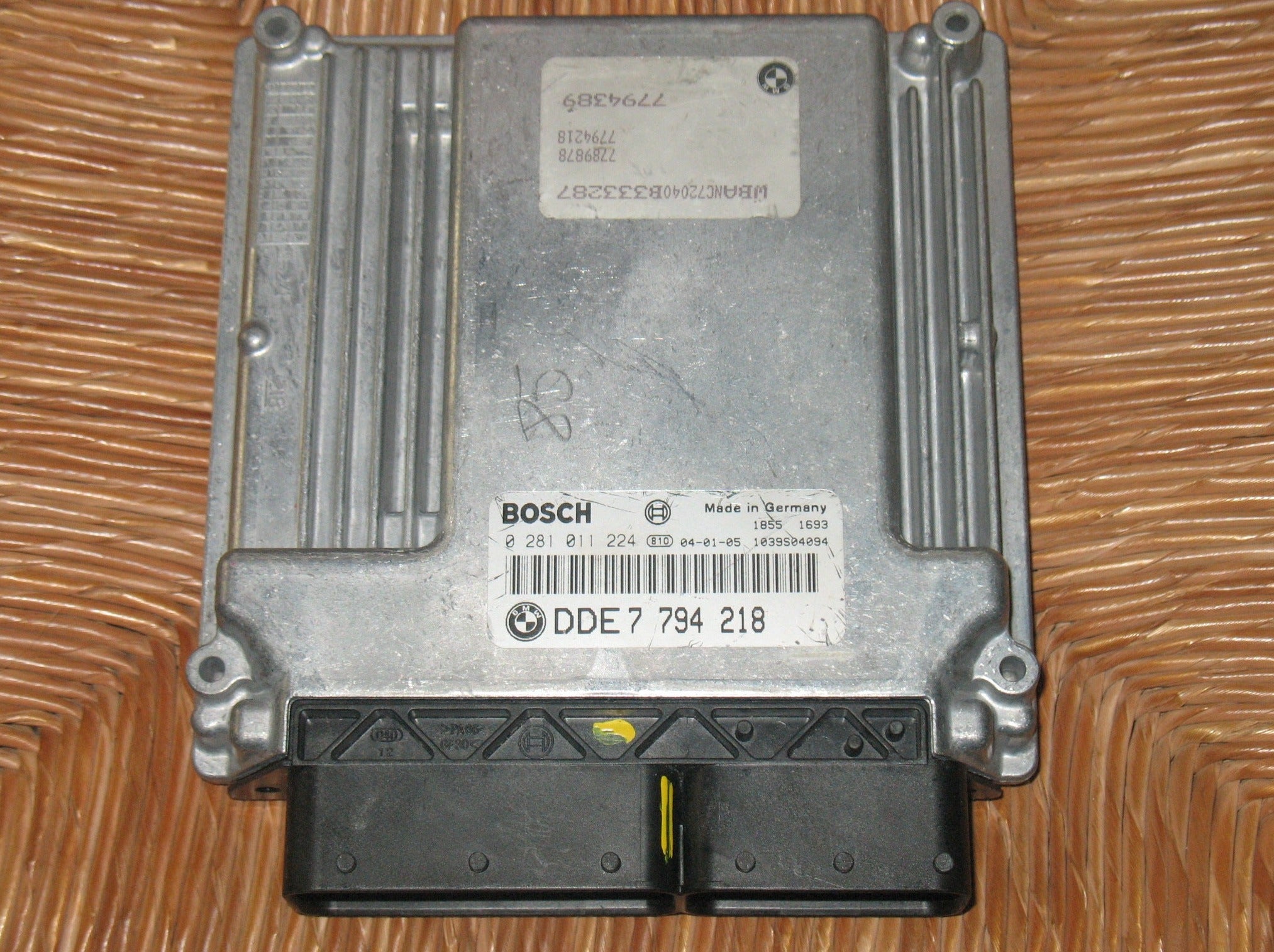 CENTRALINA MOTORE BMW E60 530 3.0 DIESEL BOSCH 0281011224 0 281 011 224 DDE 7793574 7 793 574