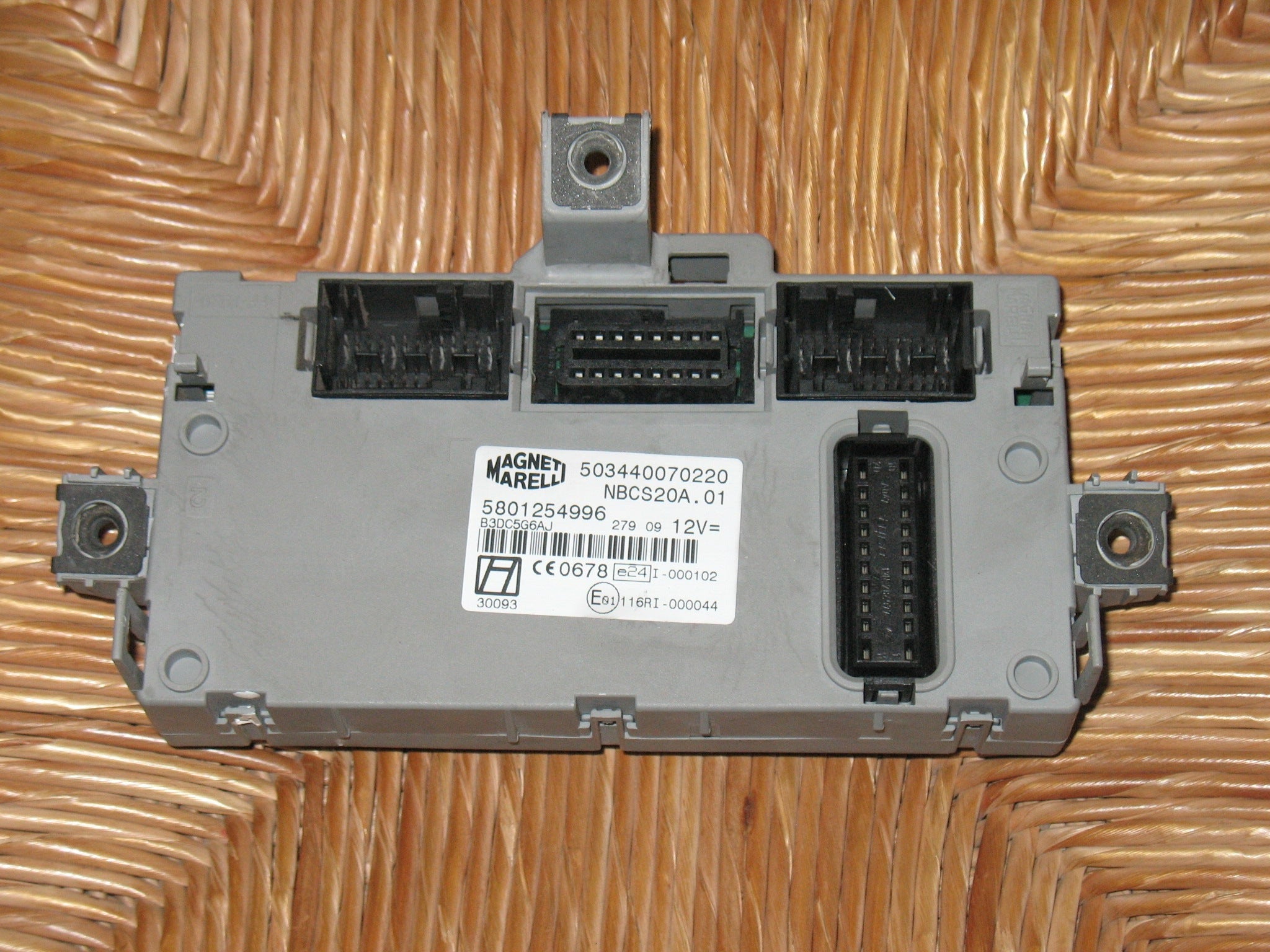 BODY COMPUTER IVECO DAILY 3.0 5801254996 503440070220 MAGNETI MARELLI