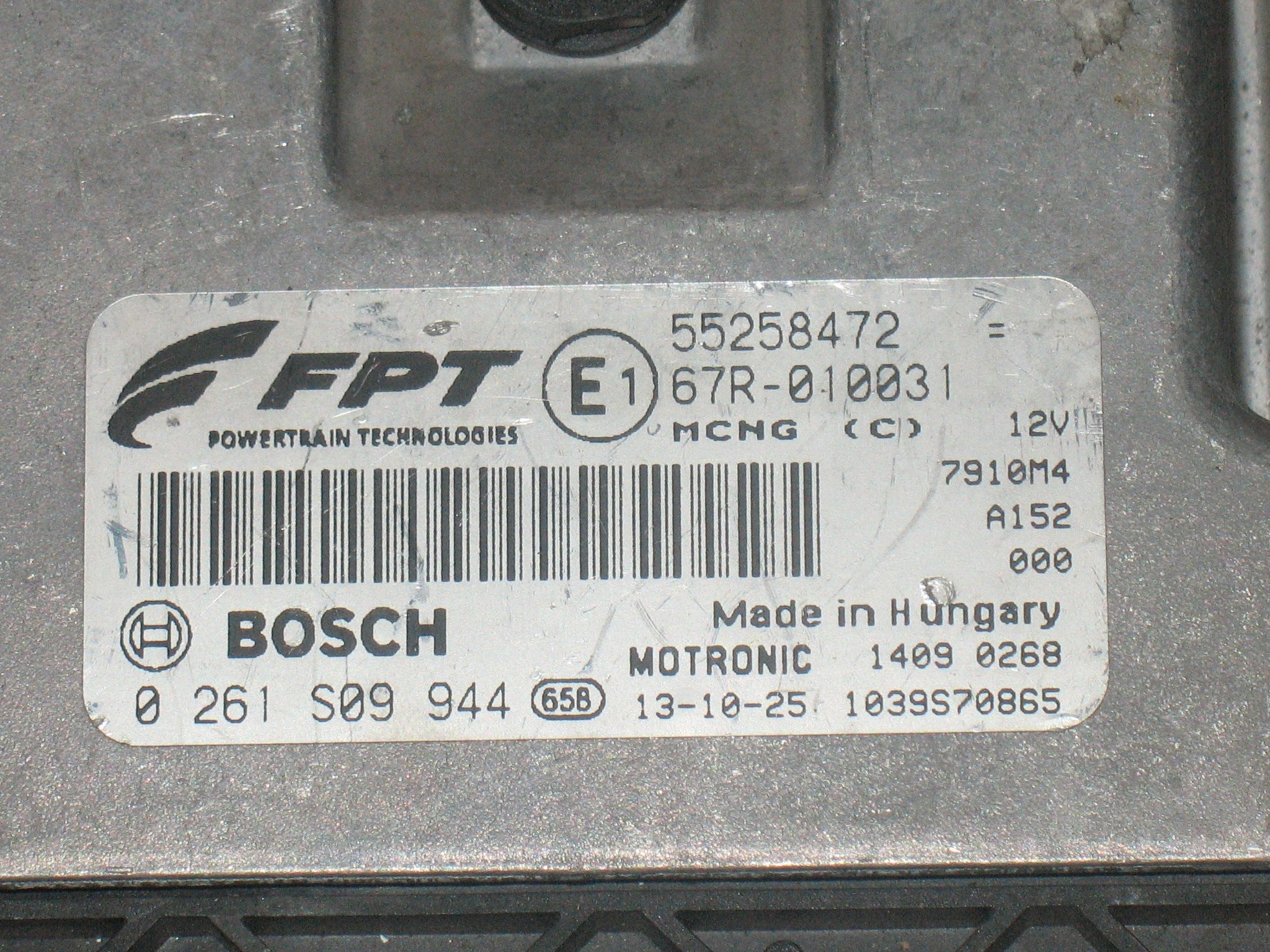 ALFA ROMEO GIULIETTA  ECU BOSCH ME7.9.10 N/A 0261S09944 55258472 1037537692