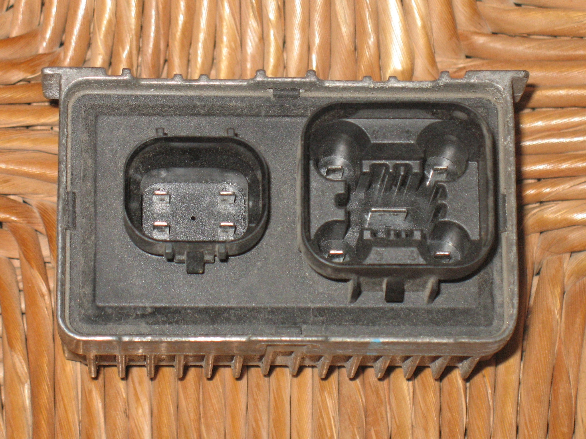 0522122601 CENTRALINA PRERISCALDAMENTO CANDELETTE OPEL CORSA 1.3 D 5M 3P 55KW