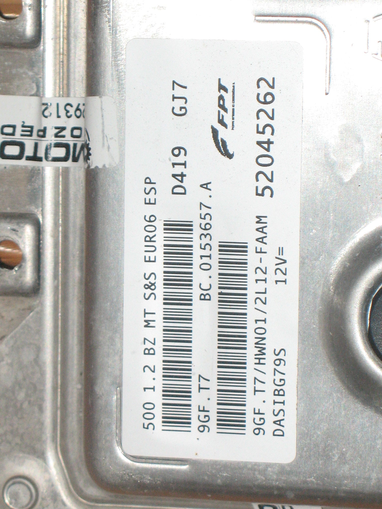 ECU CENTRALINA FIAT 500 1.2 GG28 52045262 9GF.T7 HWN01 BC.0153657.A