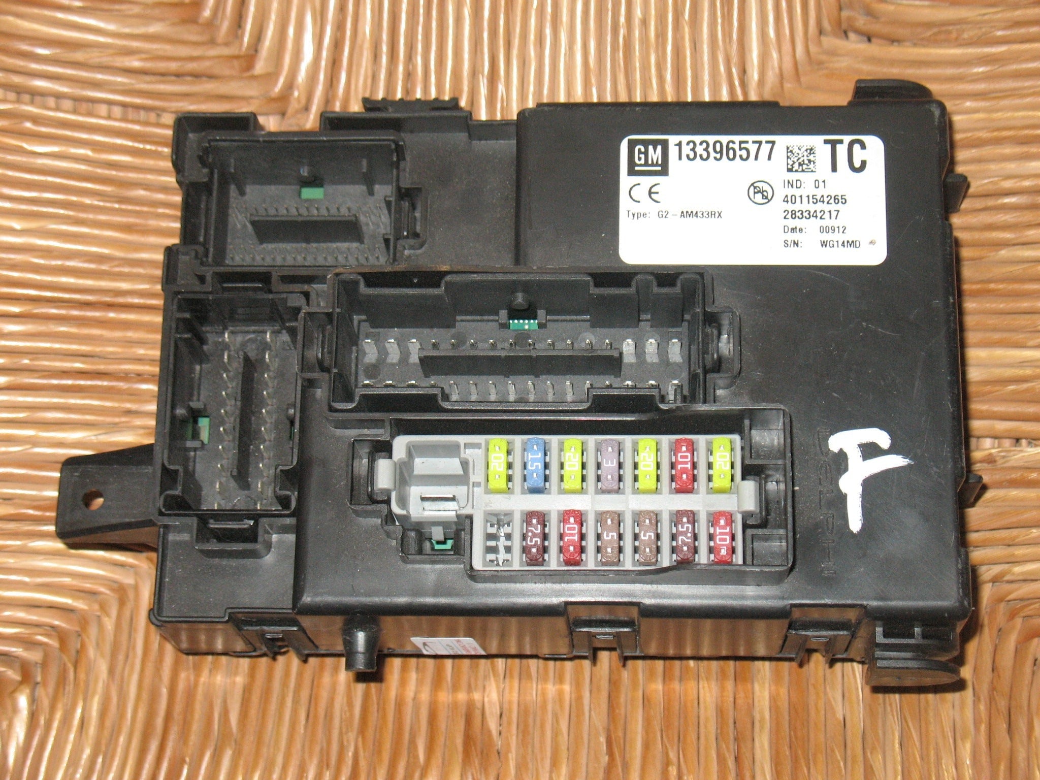 BODY COMPUTER COMFORT CONTROL MODULE OPEL MERIVA B 13396577 TC 13396577TC