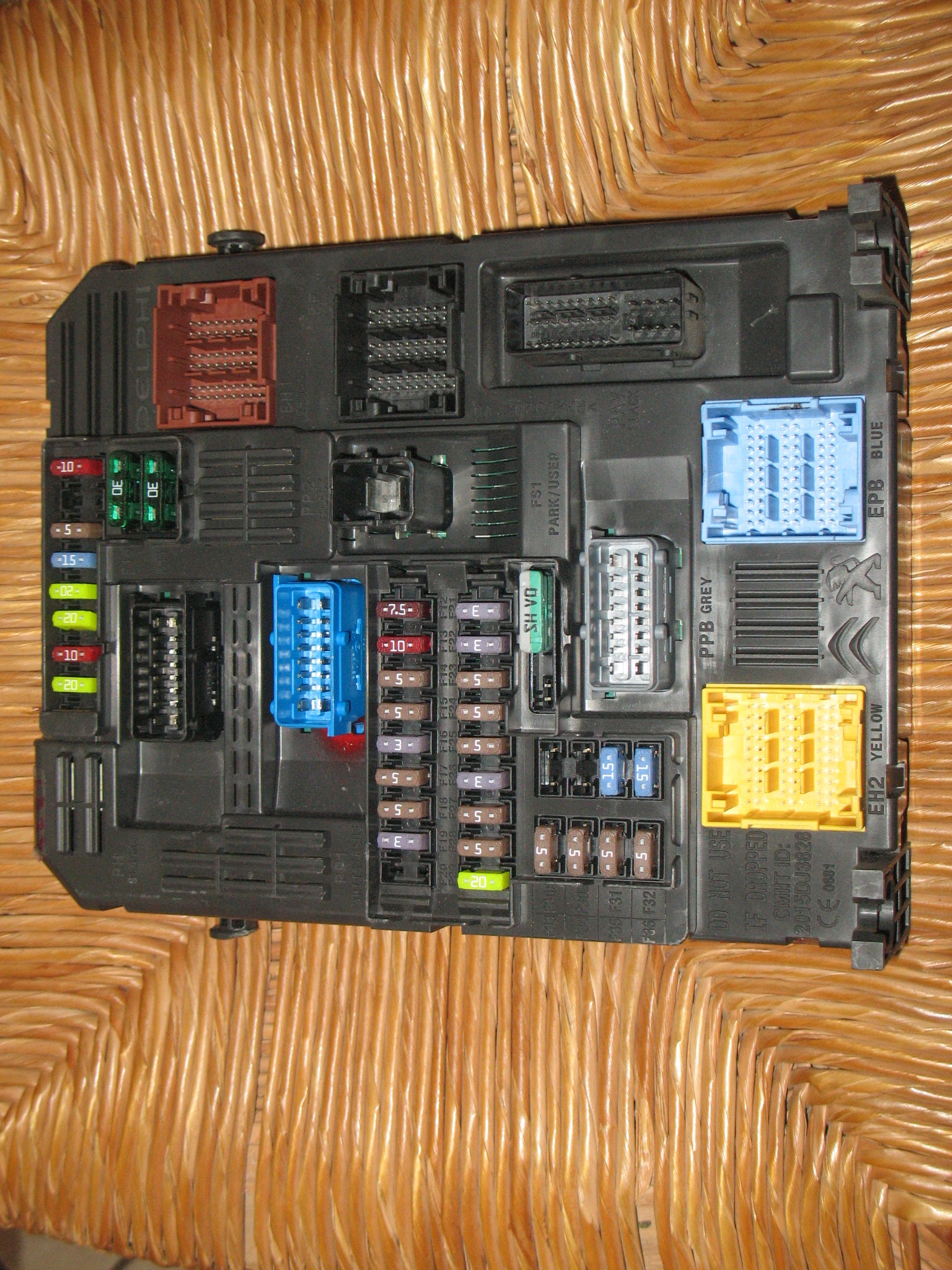 Bsi citroen c3 1.2 benzina cod 9820977180 01 Bsi el3 cem00  9820977180-01 28570083