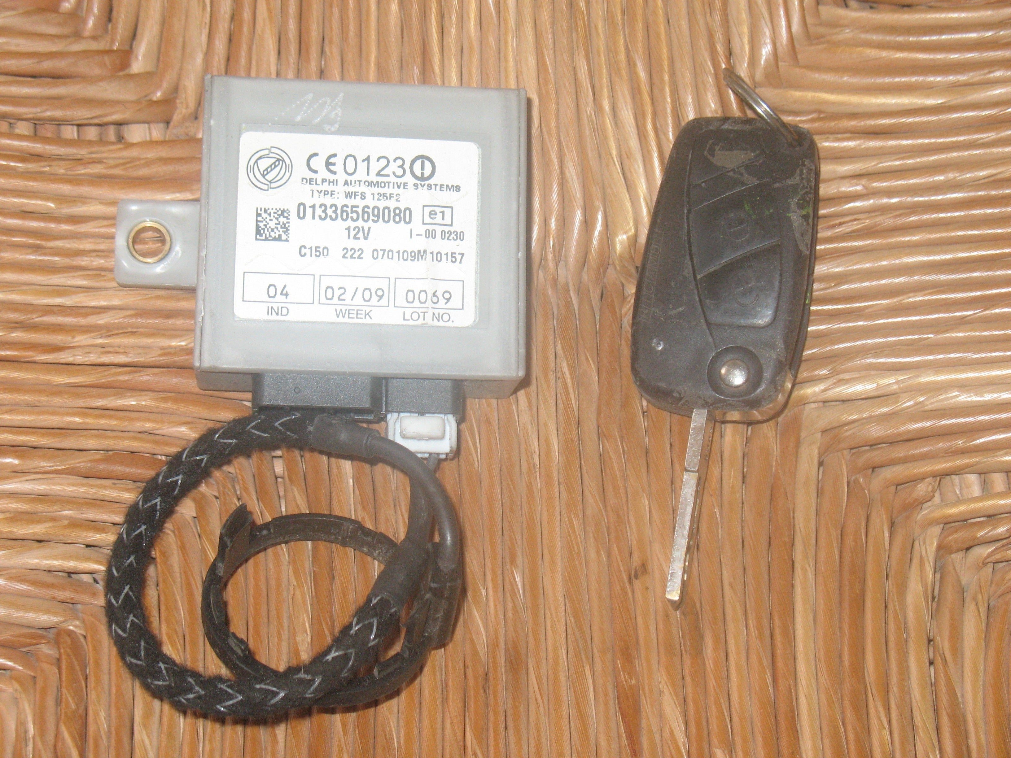 FIAT DUCATO FURGONATO (2003) 2.3 DIESEL 81KW CENTRALINA IMMOBILIZER 01336569080 con chiave