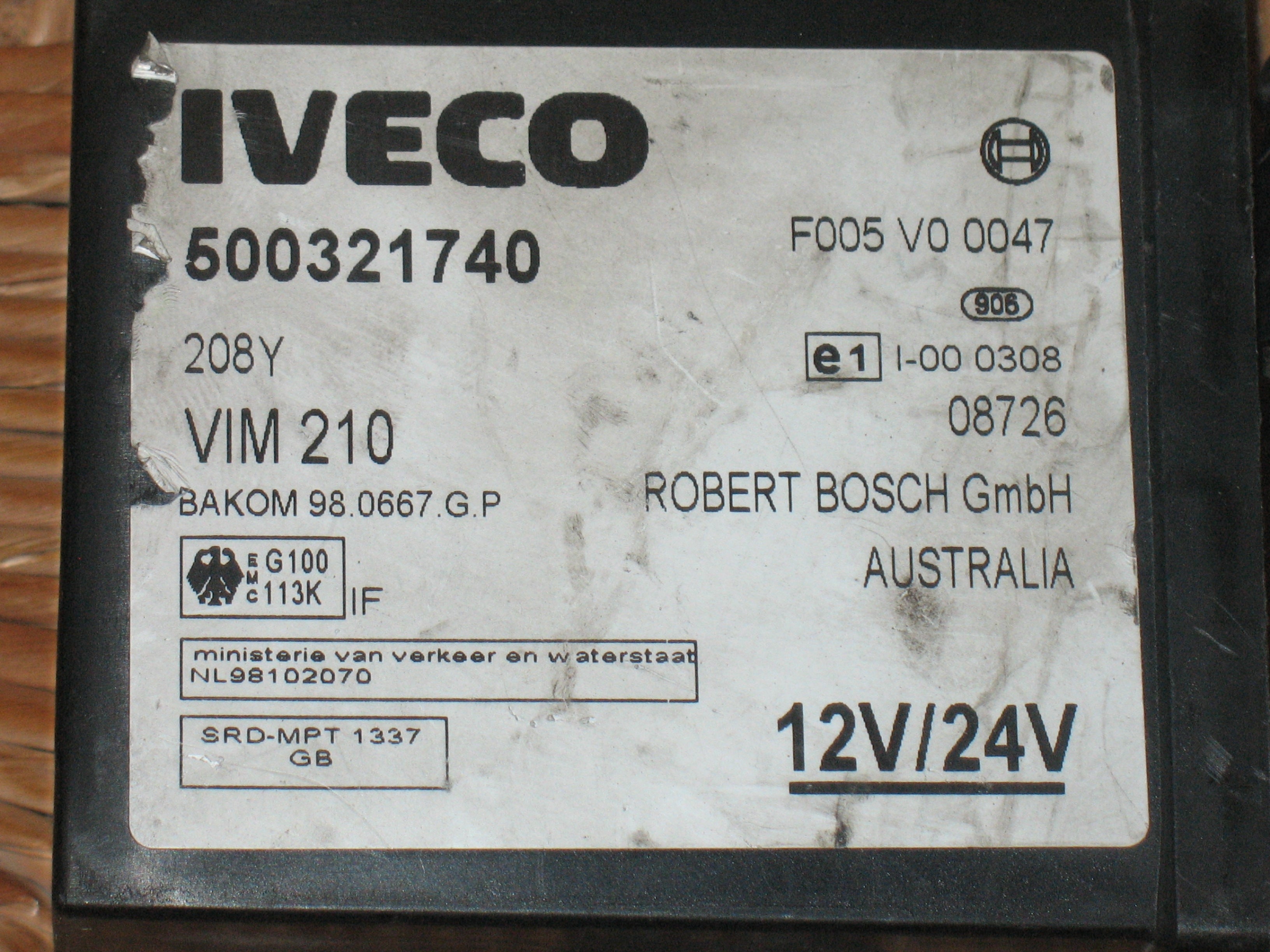 Centralina Code Iveco Daily Anno 2001. 500321740 153Y F005 V0 0047 08601 con trasponder