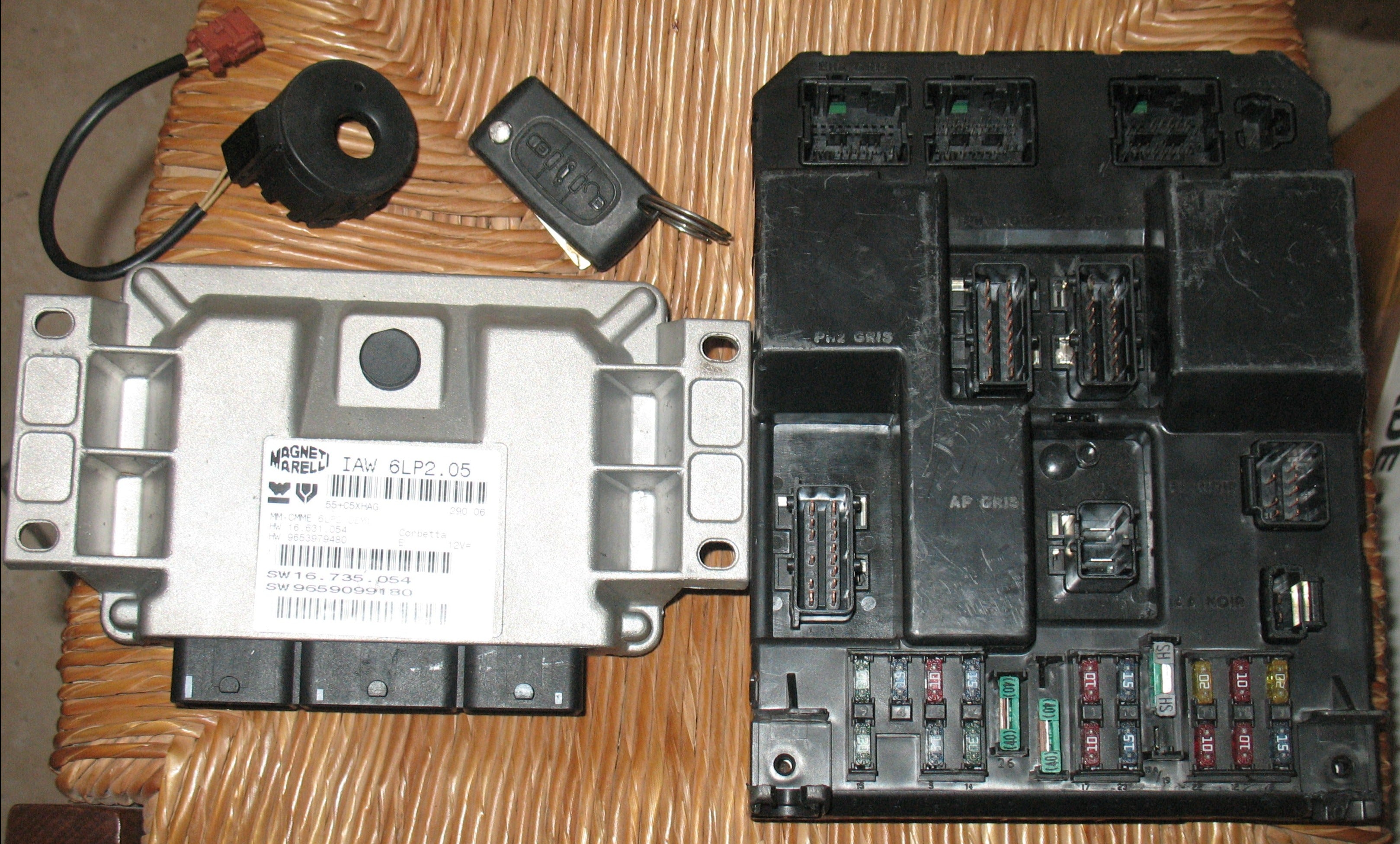 KIT CITROEN C4 1.4 16V IAW6LP205 9653979480 9651196780A