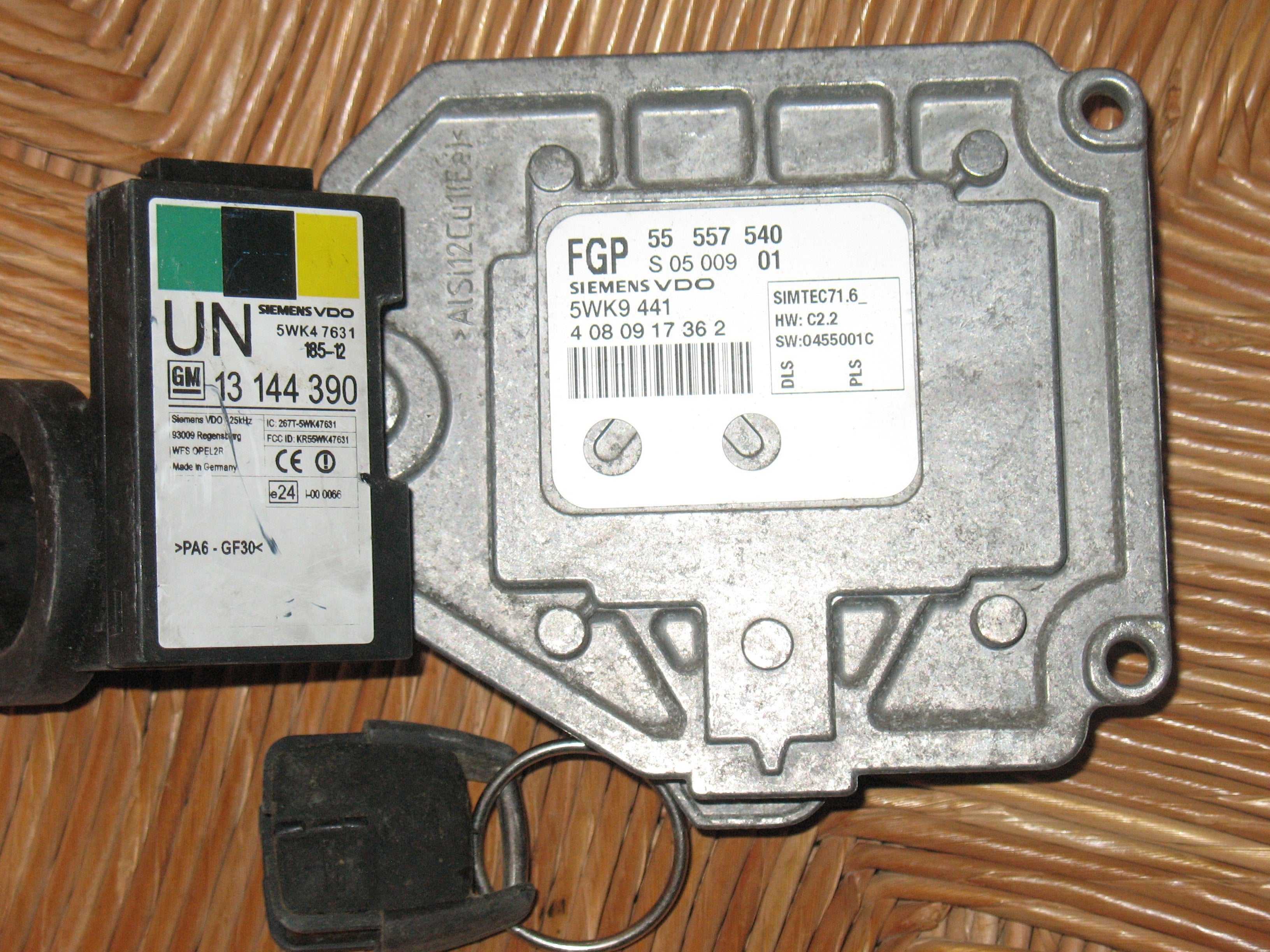 Kit ecu opel vectra signum 1.8 z18xe siemens 5wk9441 55557540 SIMTEC 71.6