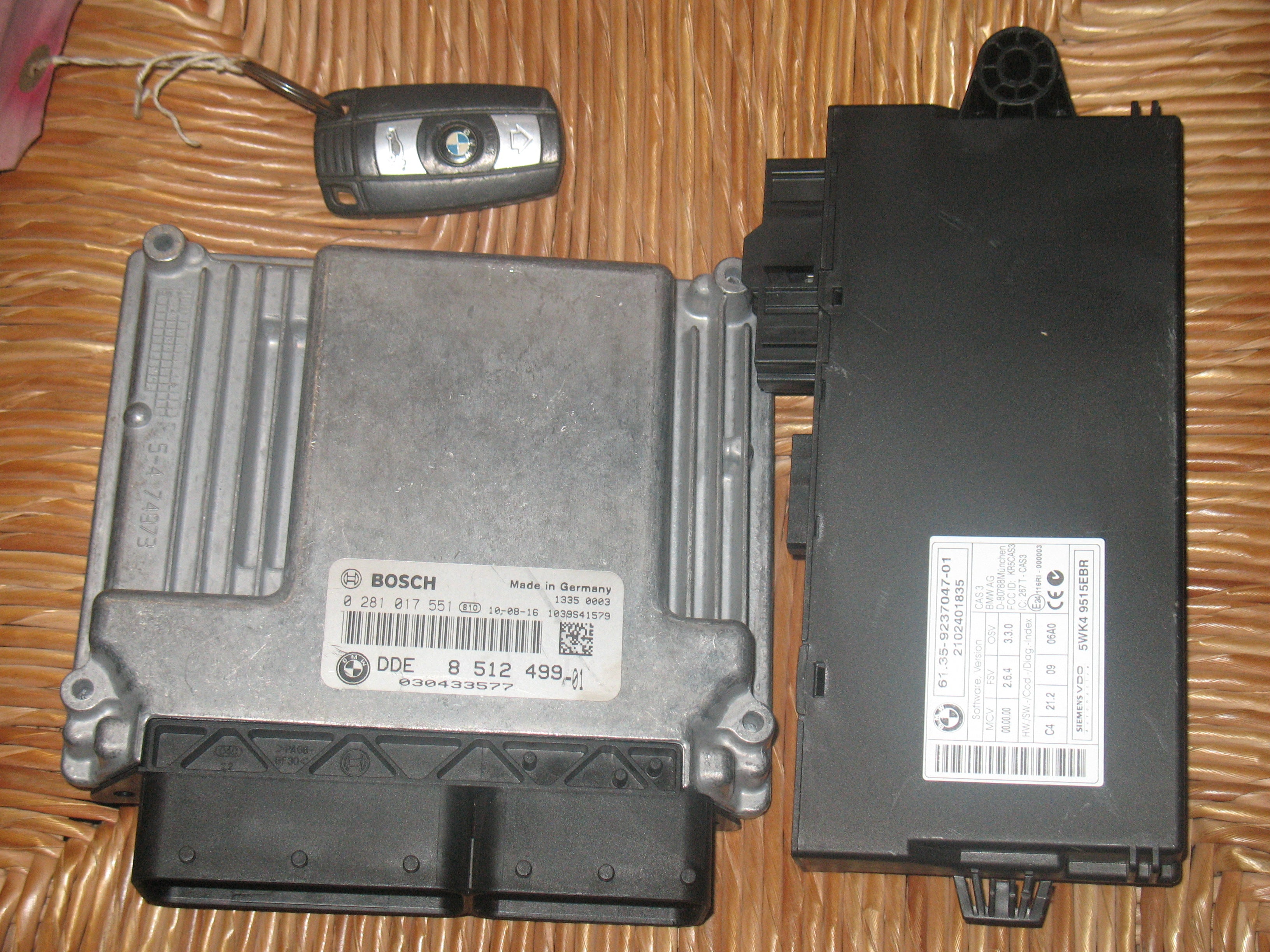 kit 0281017551 Centralina Motore Ecu Bosch Bmw X1 (E84) Sdrive 2.0 D 16V Aut 6M  Centralina Body Computer Bmw E82 61.35-9237047-01 2102401835 5Wk49515Ebr con chiave