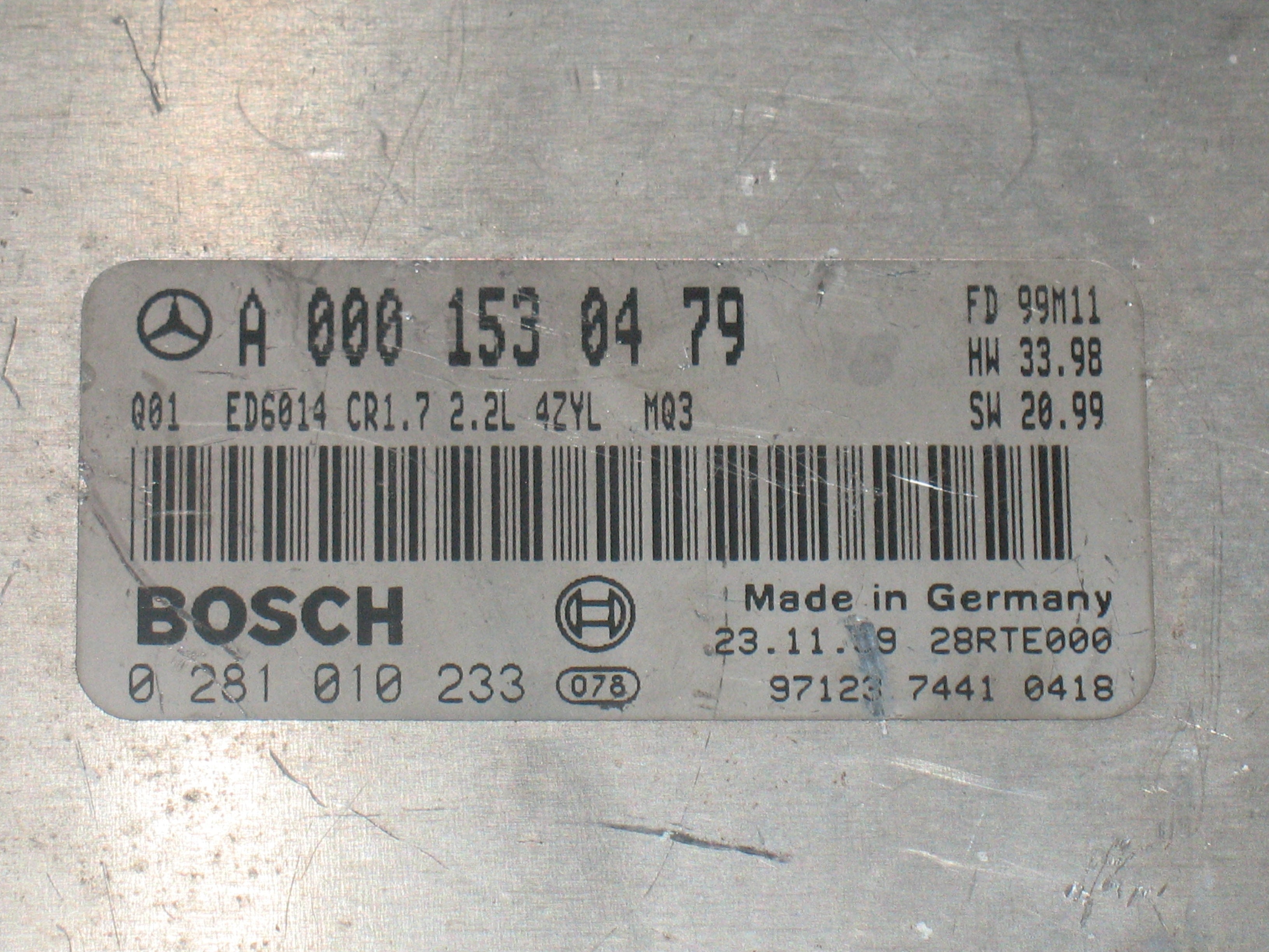 CENTRALINA MOTORE MERCEDES VITO 2.2 220 CDI BOSCH 0281010233 0 281 010 233 A0001530479 A 000 153 04 79 0001530479