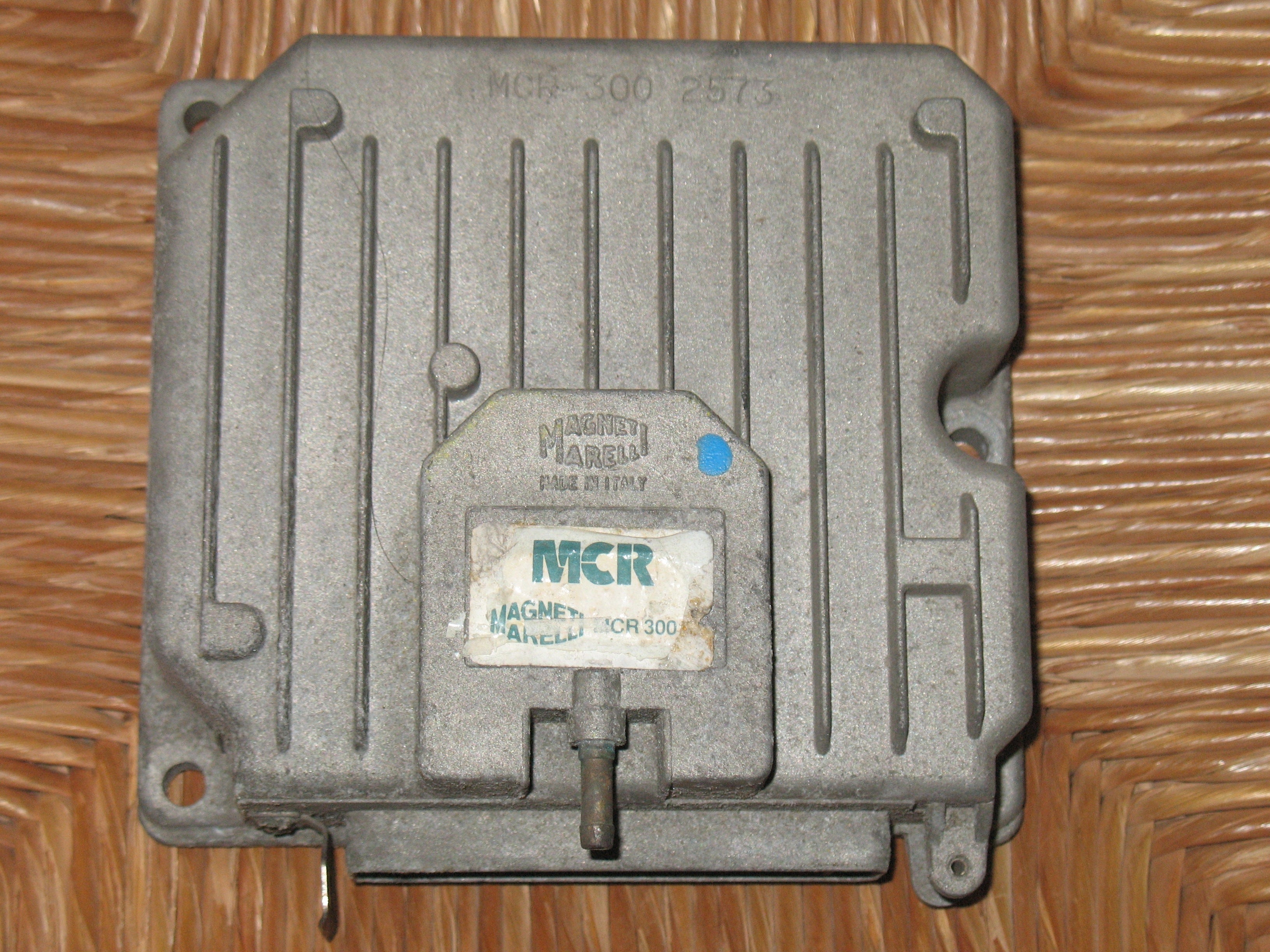 ecu centralina motore mrc 300 mrc300 3002573 magneti marelli
